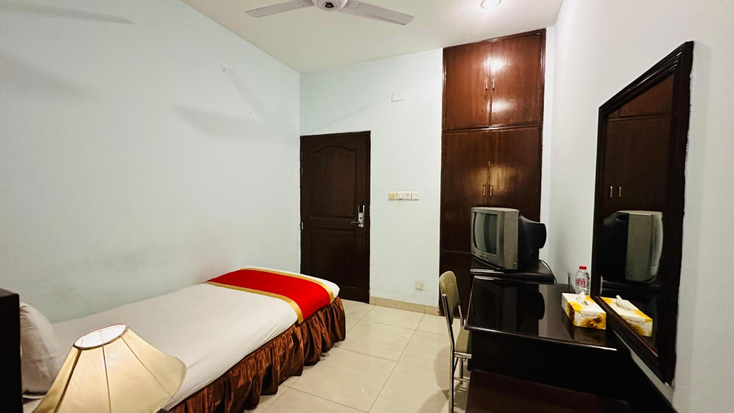 Deluxe Single Room photo 3