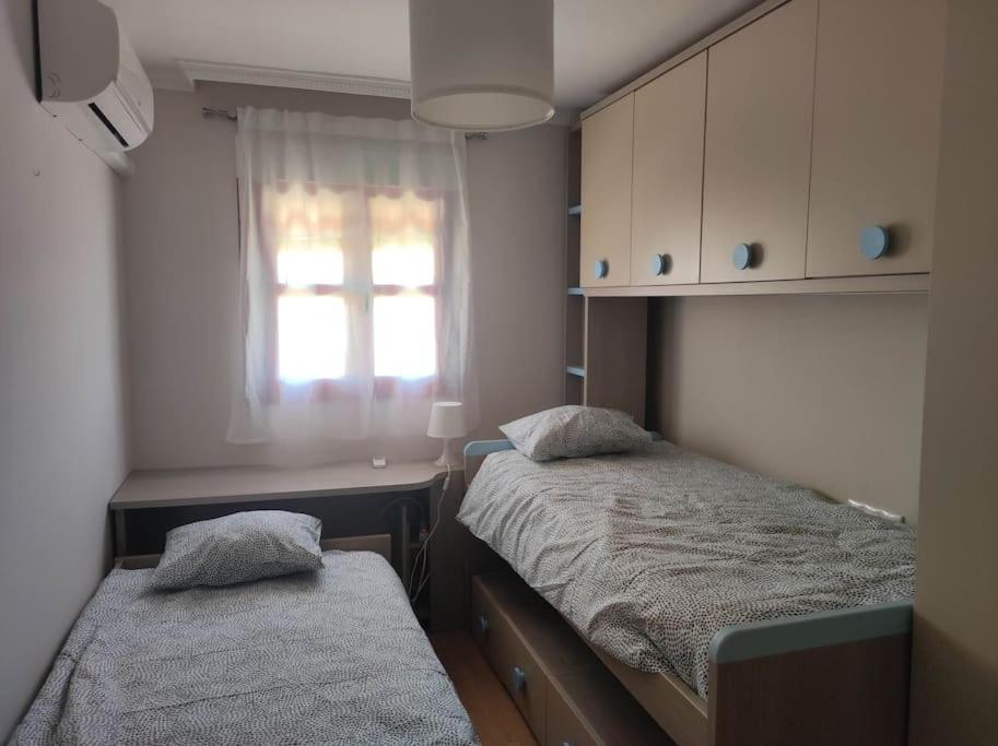 Two-Bedroom House photo 3
