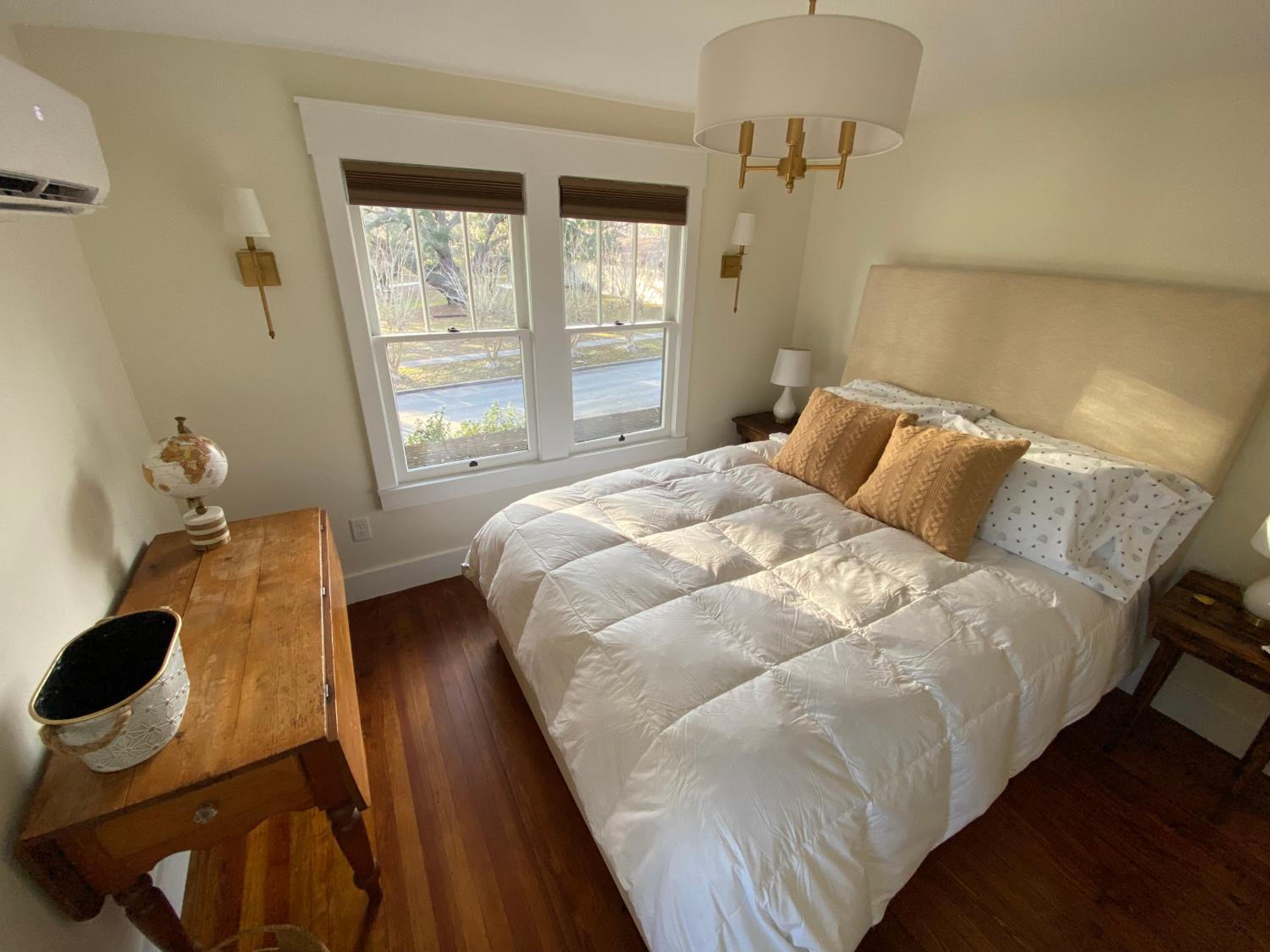 Double Room with Shared Bathroom