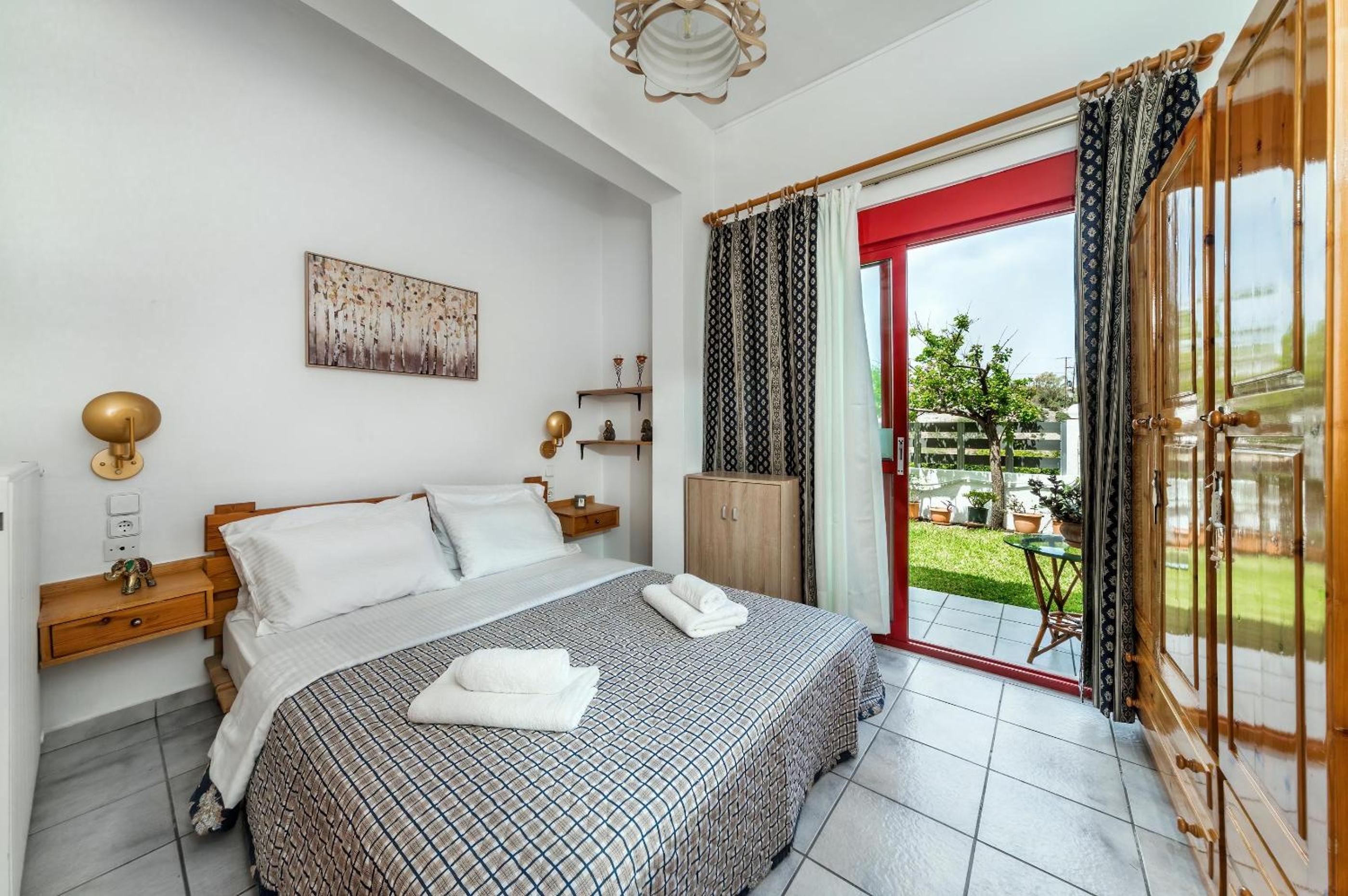 Two-Bedroom House photo 2