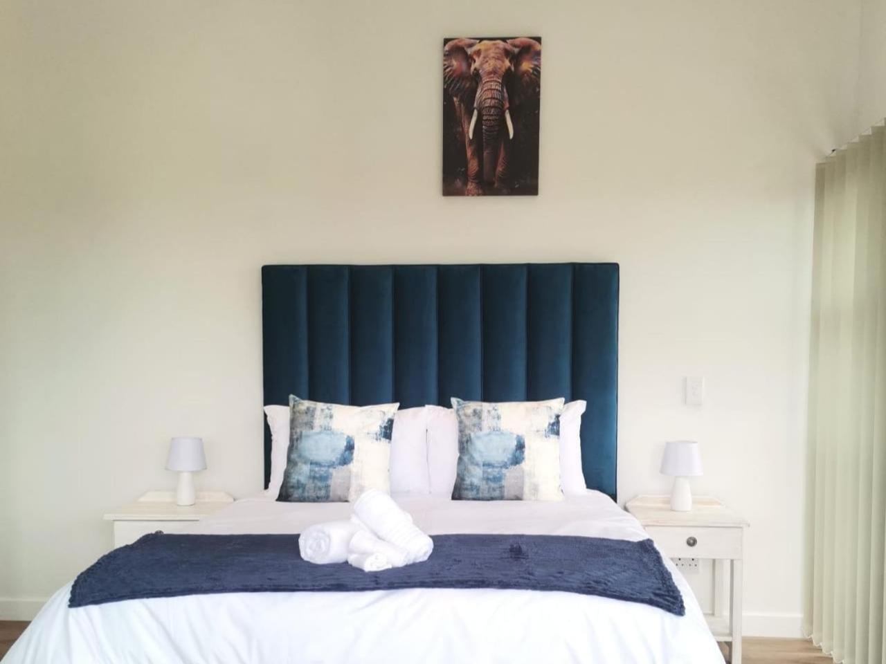 Large Double Room photo 3