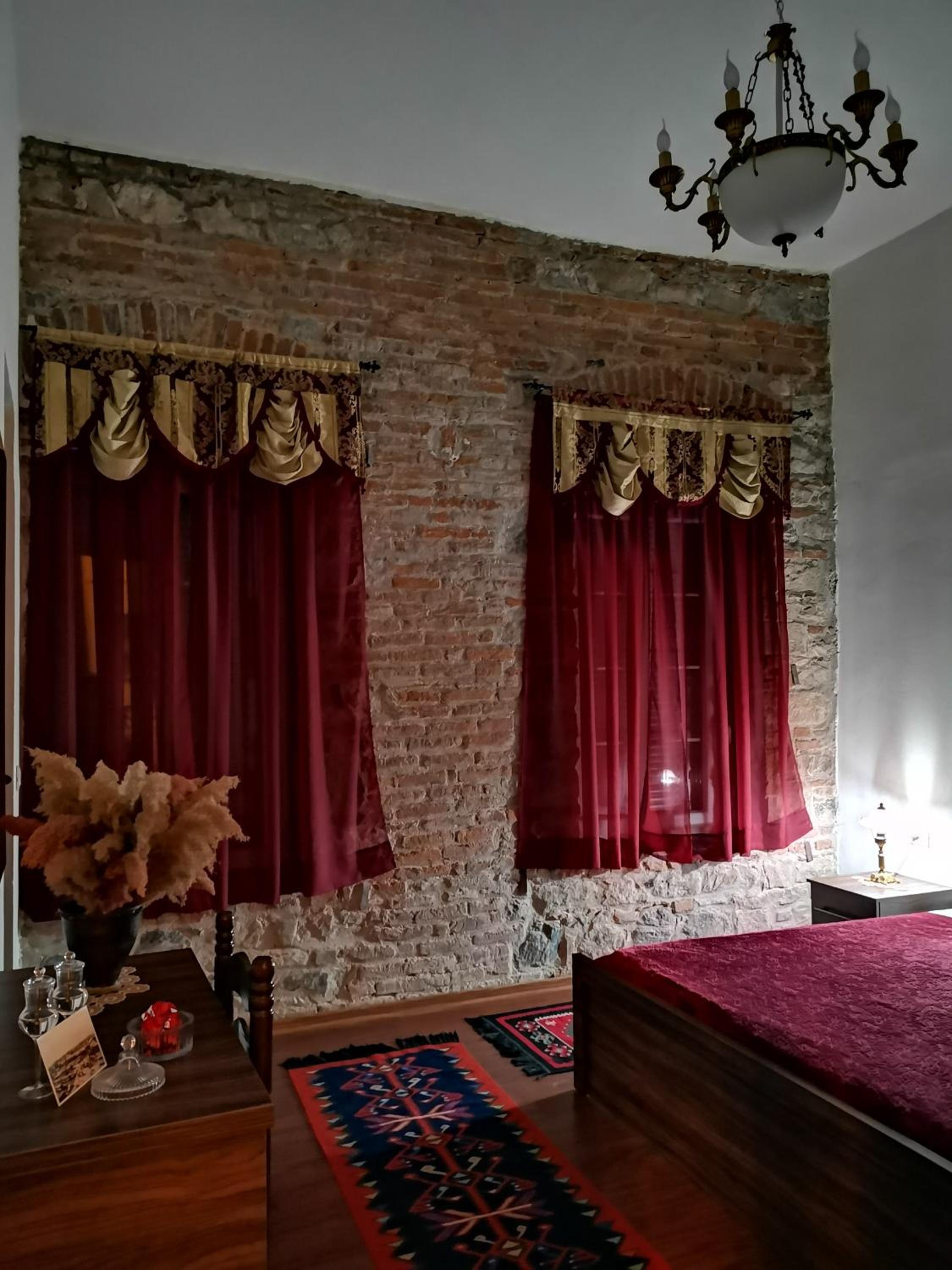Double Room with Private Bathroom photo 1