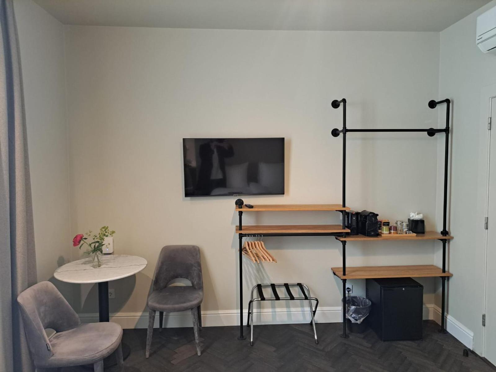 Comfort Room photo 3