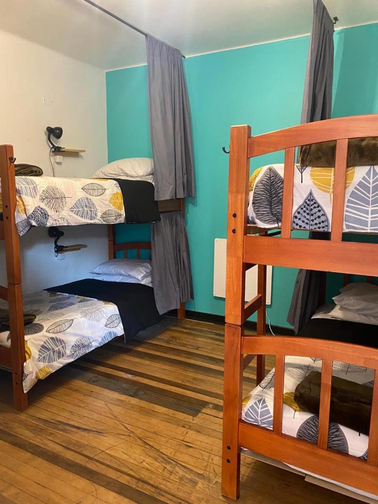 Bed in 4-Bed Mixed Dormitory Room photo 2