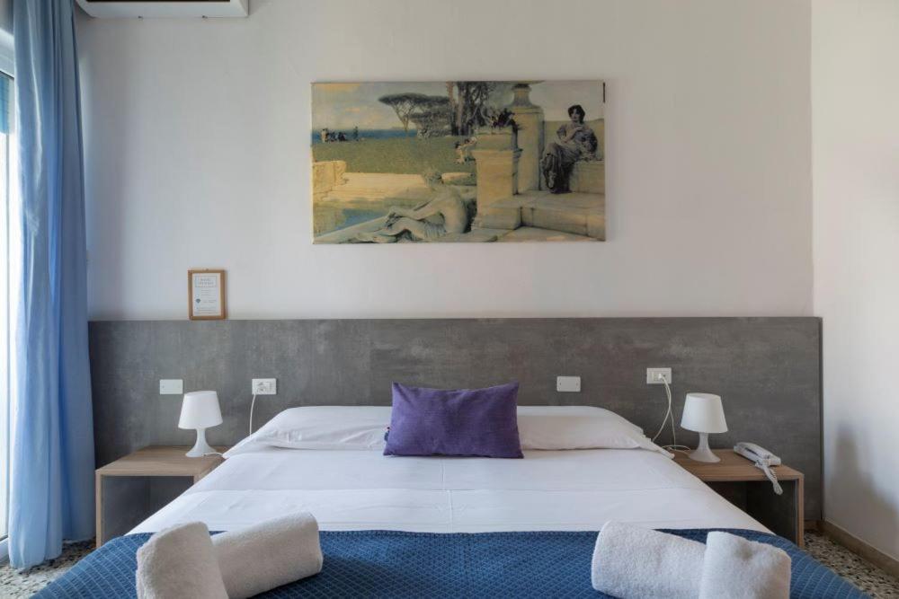 Standard Double Room - Photo 5