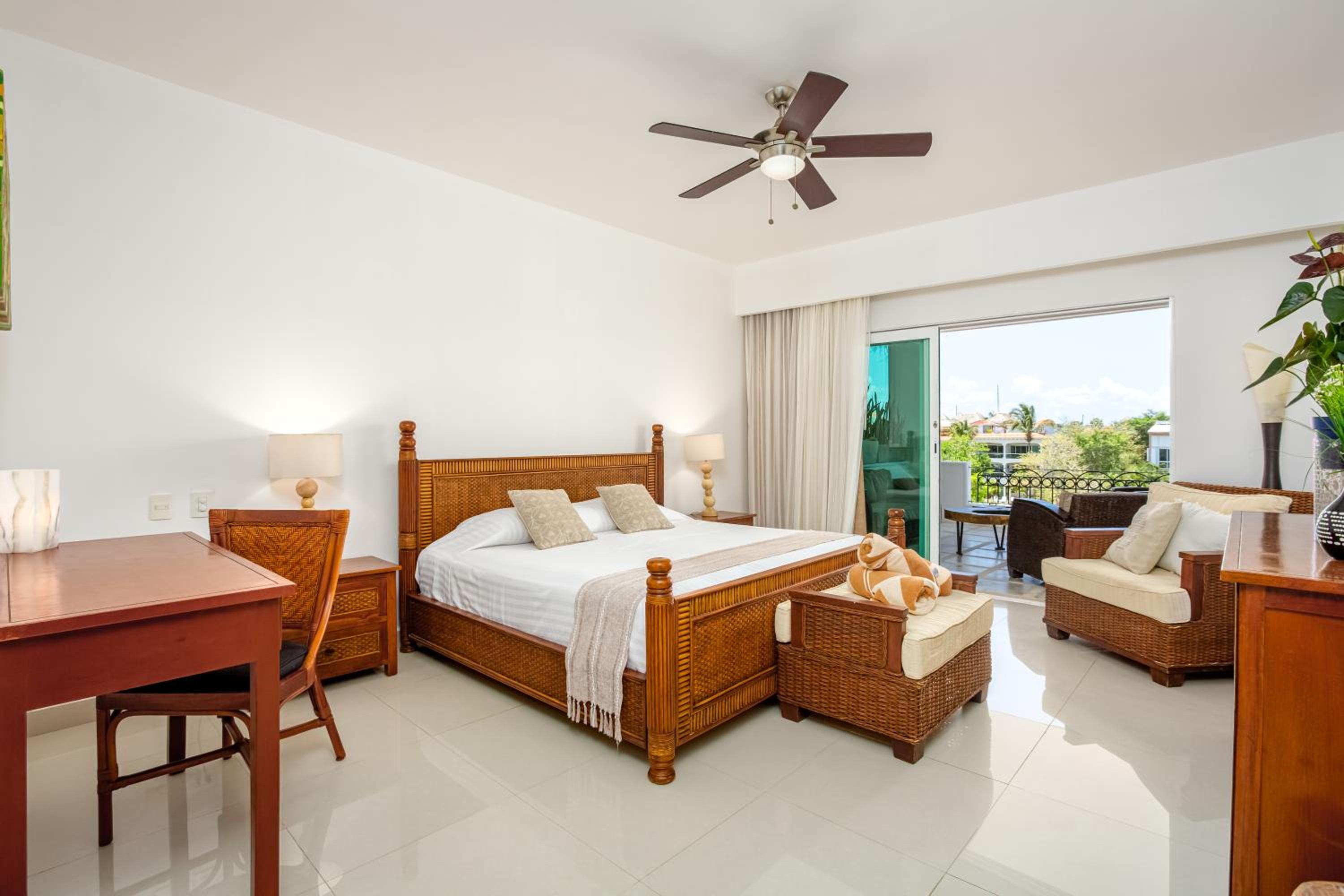 Three-Bedroom Premium Apartment With Balcony