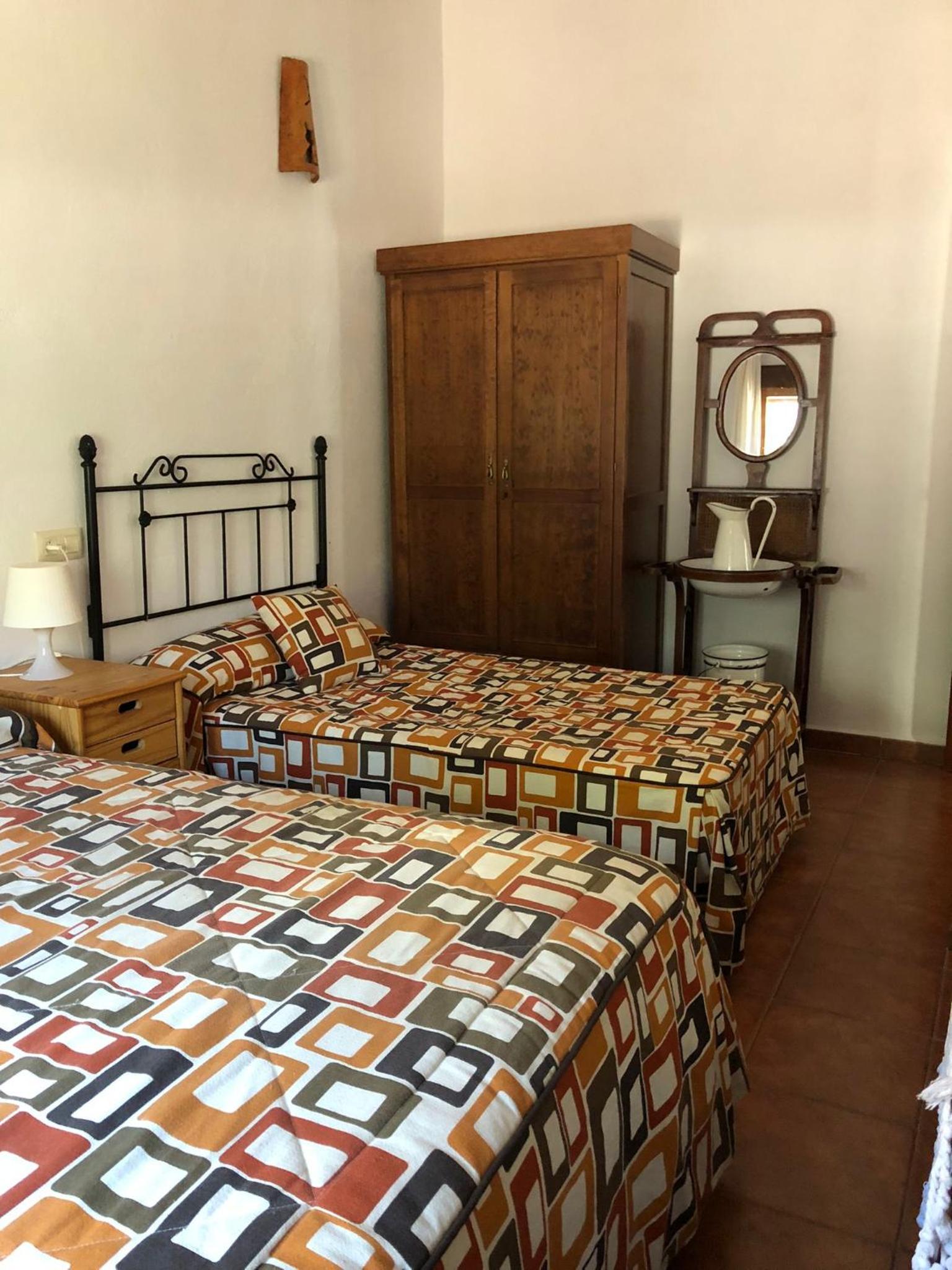 Casa de cuatro habitaciones