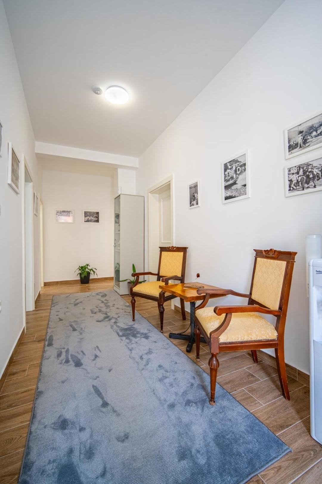 Deluxe Double Room with Extra Bed photo 3