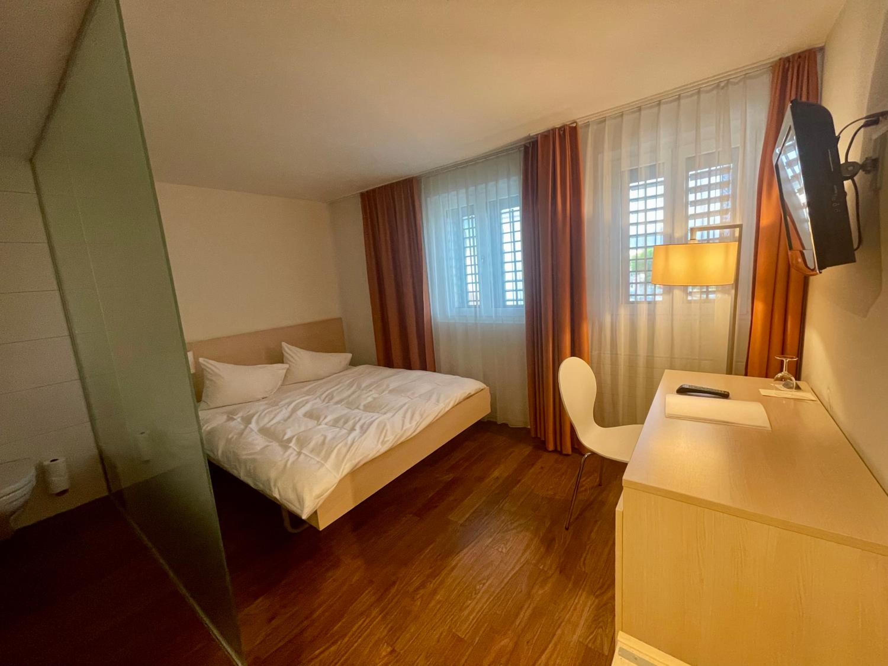 Double Room with Private Bathroom