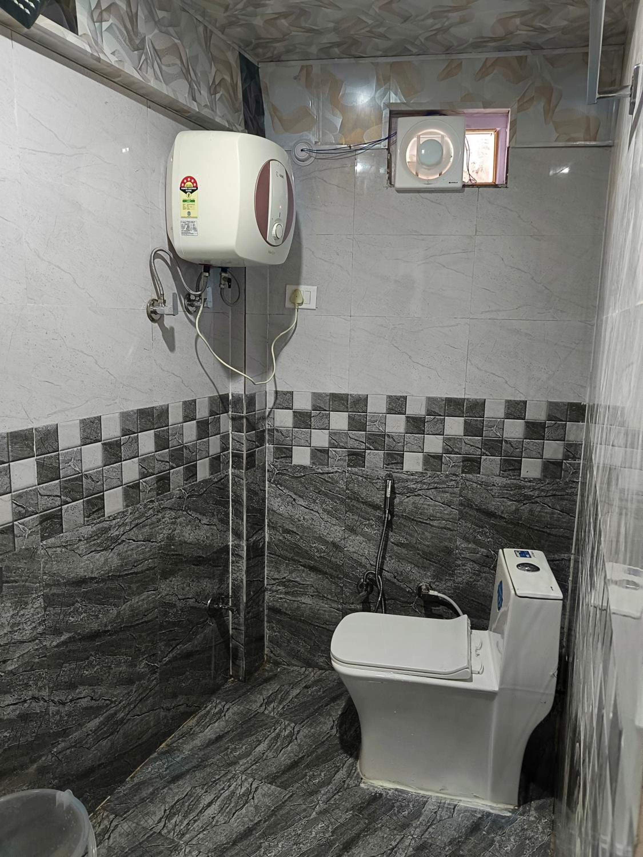 Deluxe Double Room With Shower photo 3