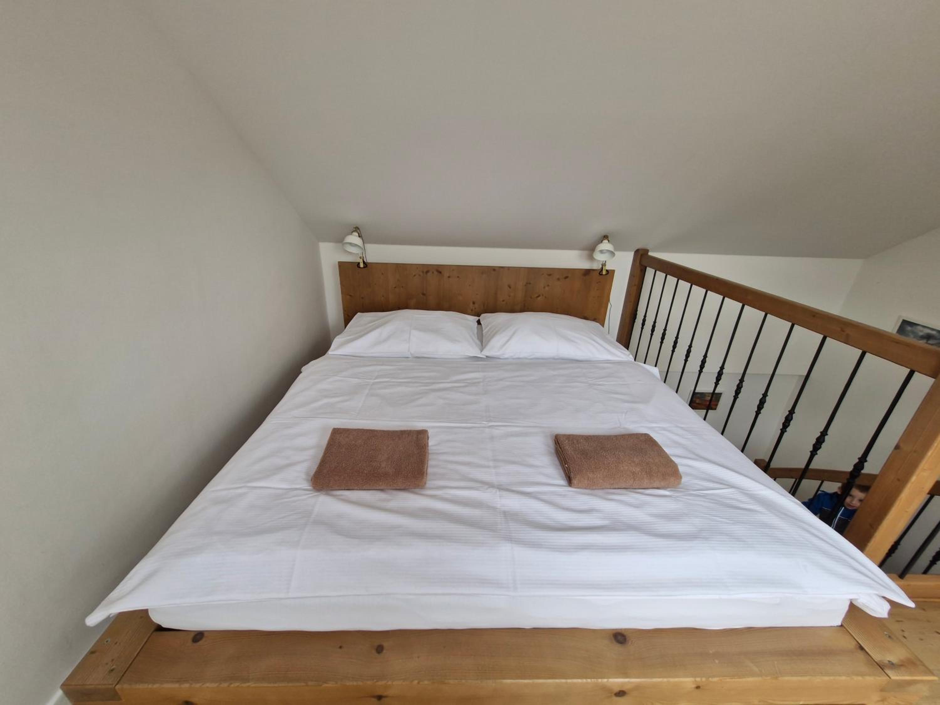 Maisonette photo 1