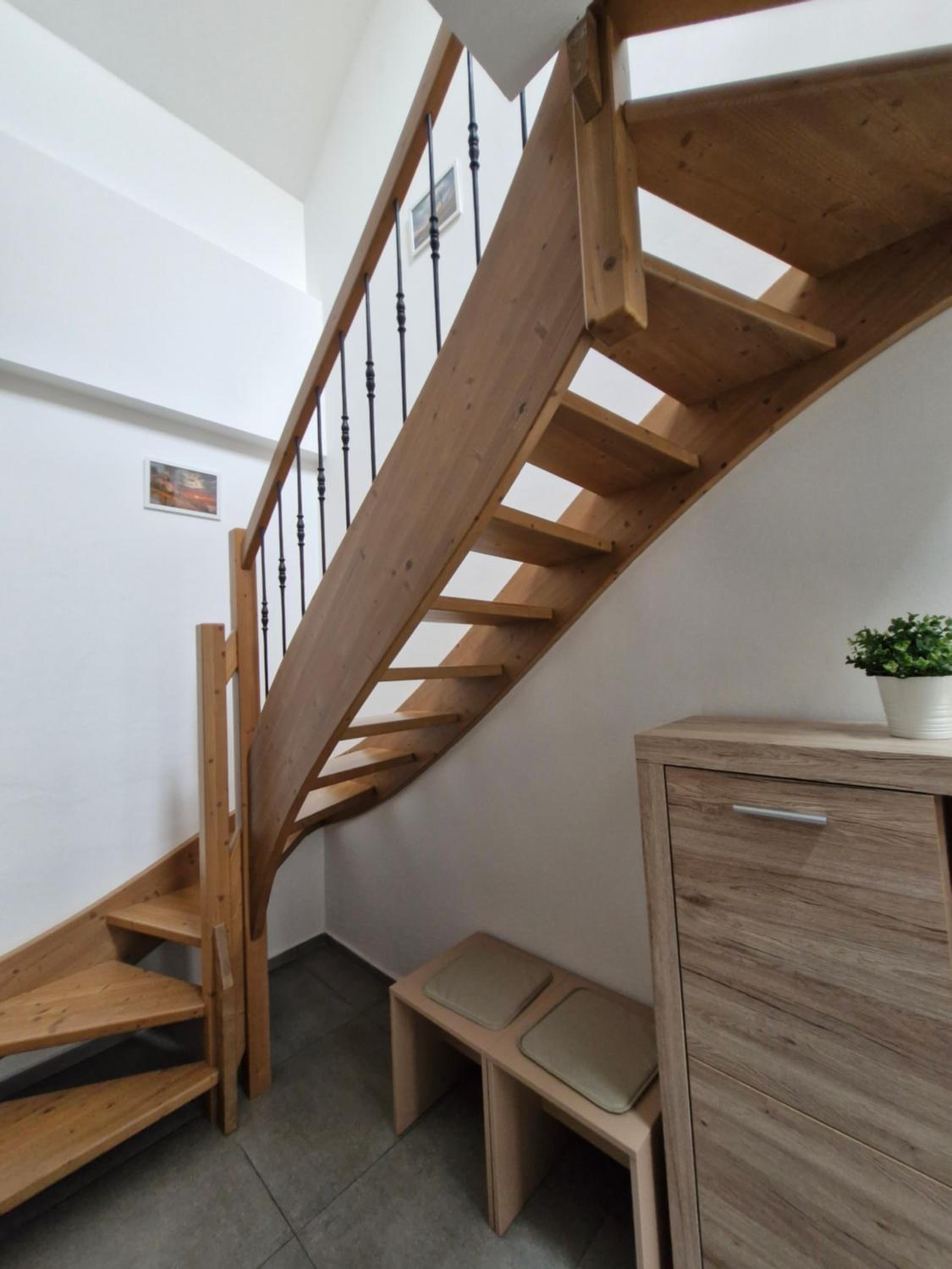 Maisonette photo 1