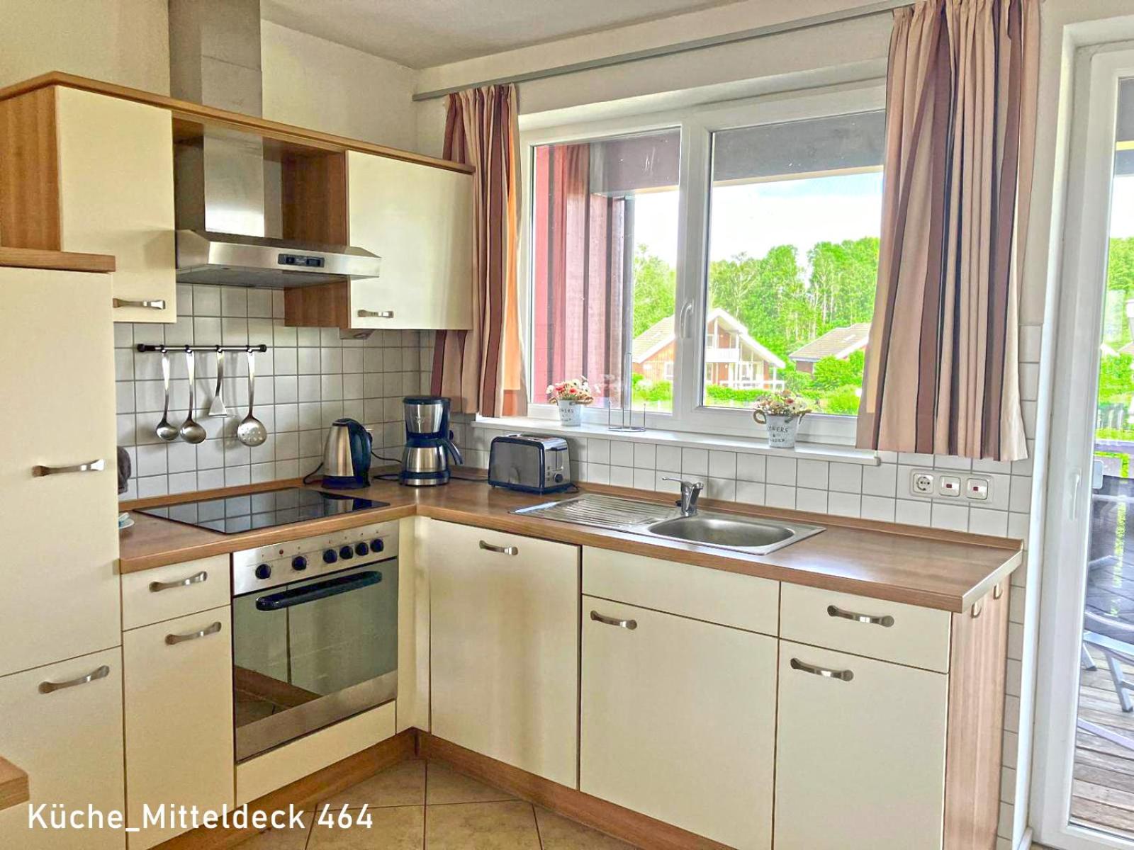 Apartment with Lake View photo 2