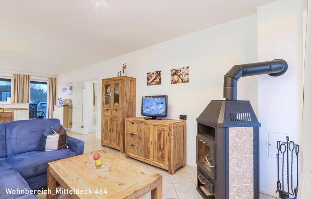 Apartment with Lake View photo 1