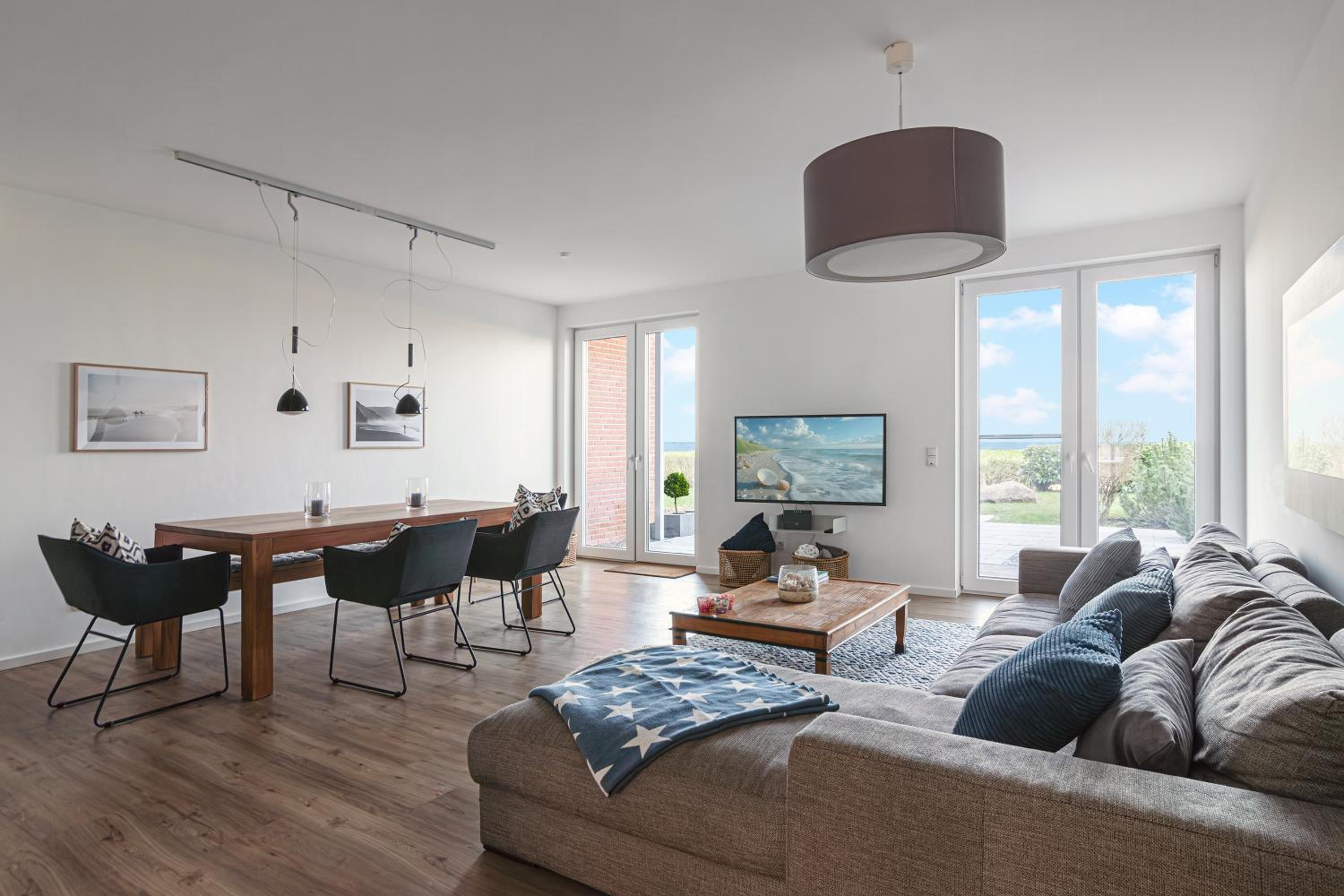 Apartment with Sea View photo 1