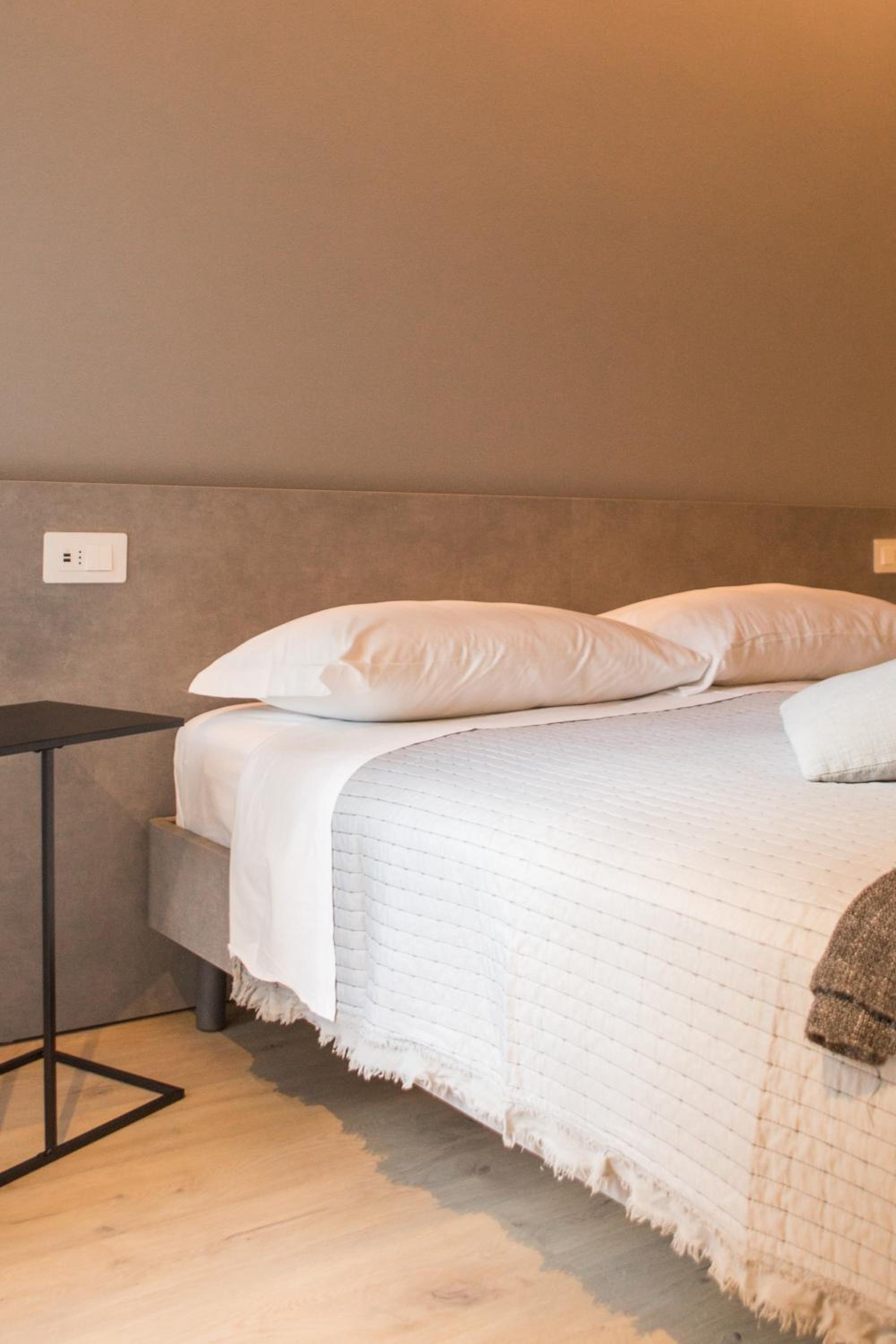 Deluxe Double or Twin Room photo 2