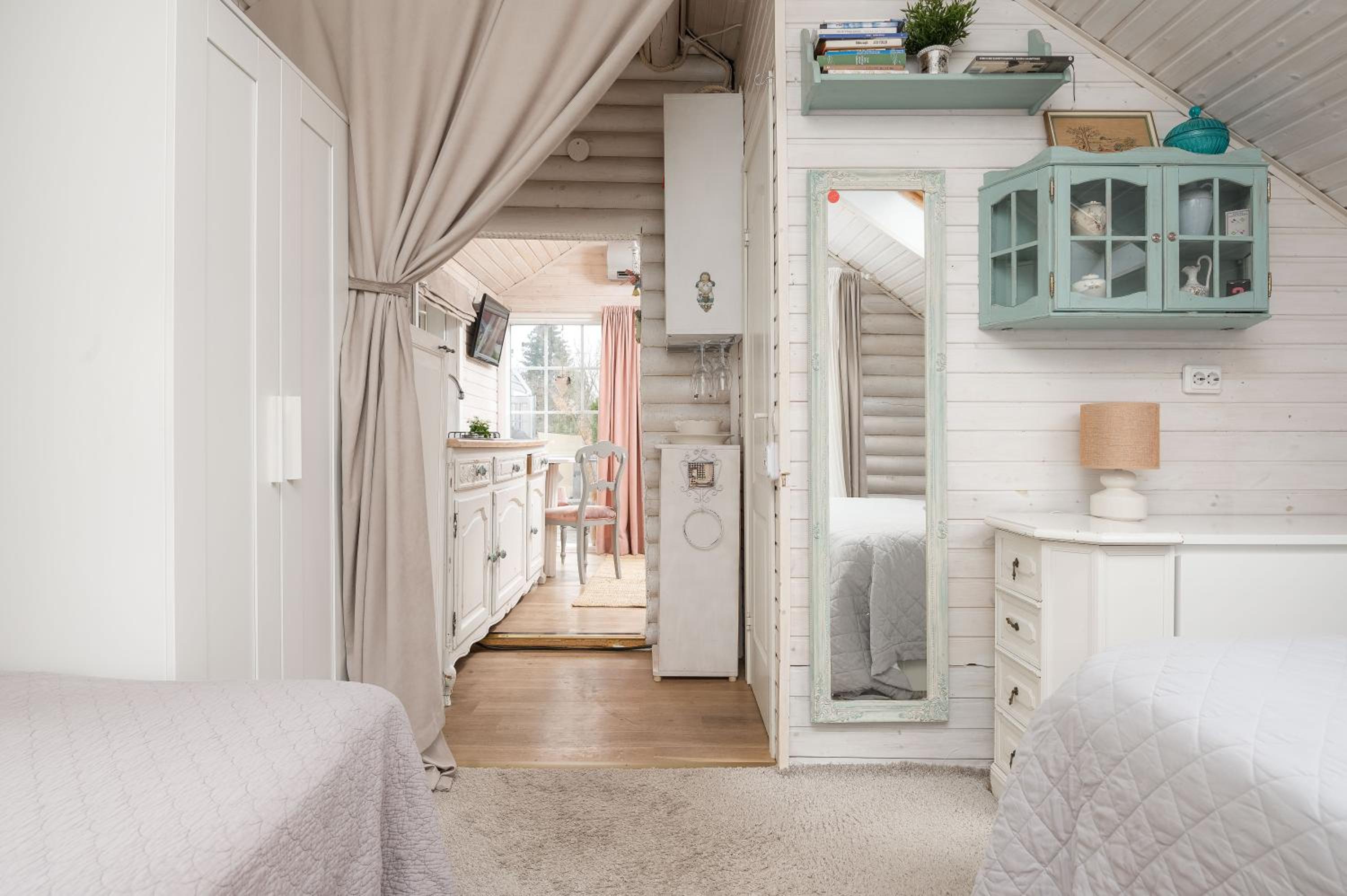One-Bedroom House - Photo 7