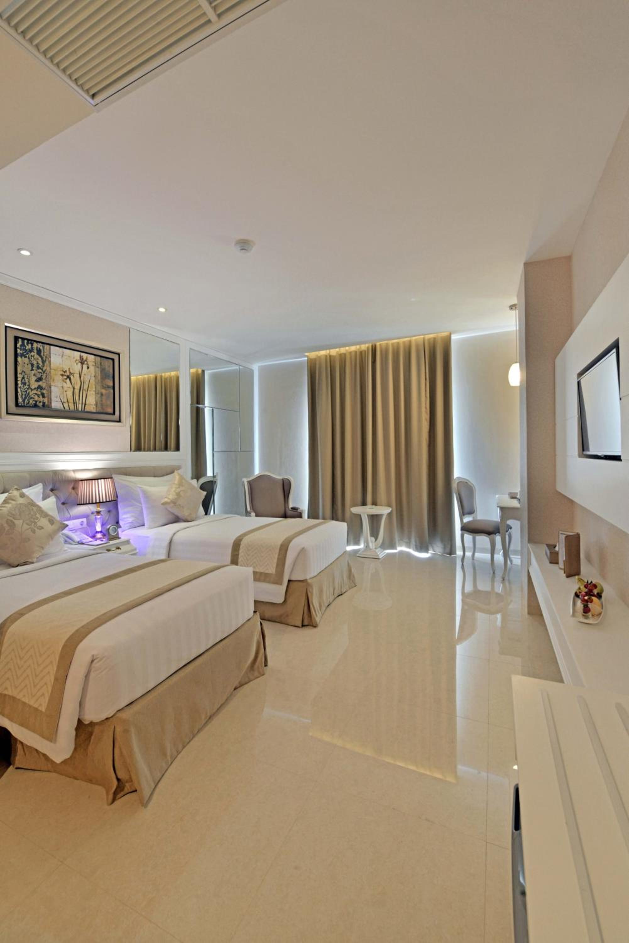 Deluxe Double or Twin Room