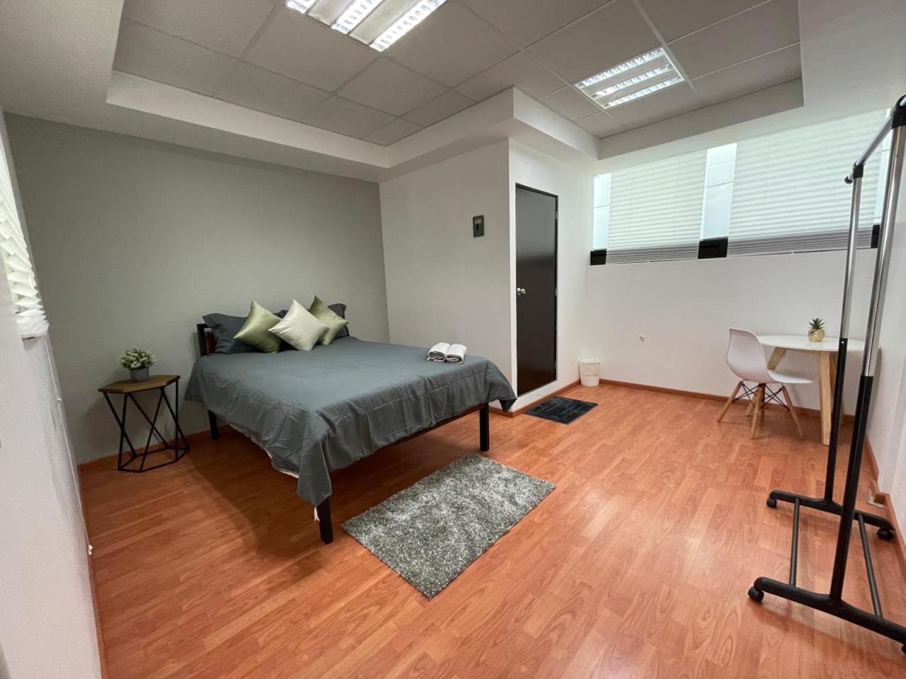 Classic Apartment photo 3