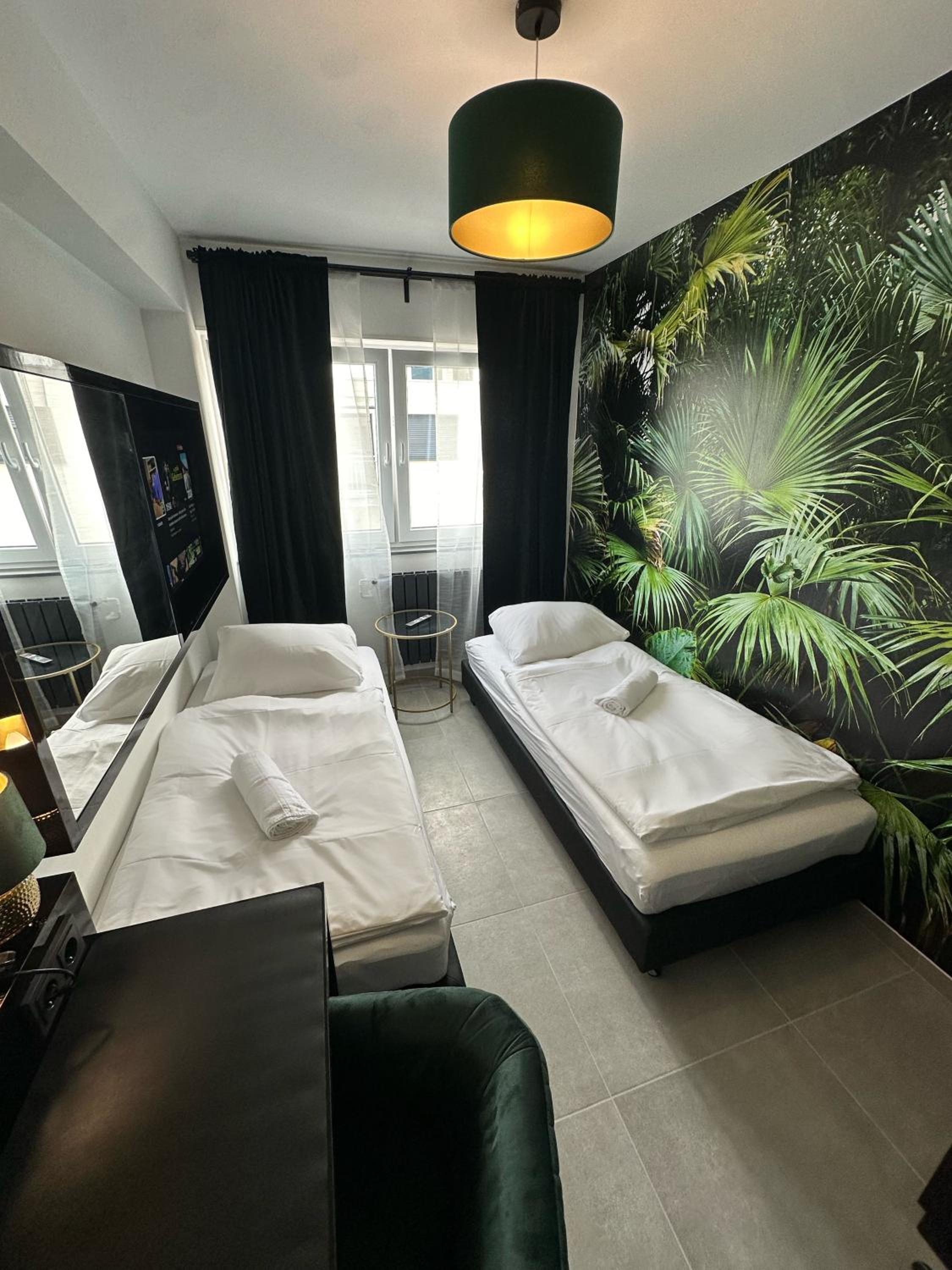 Double or Twin Room with Shared Bathroom photo 1