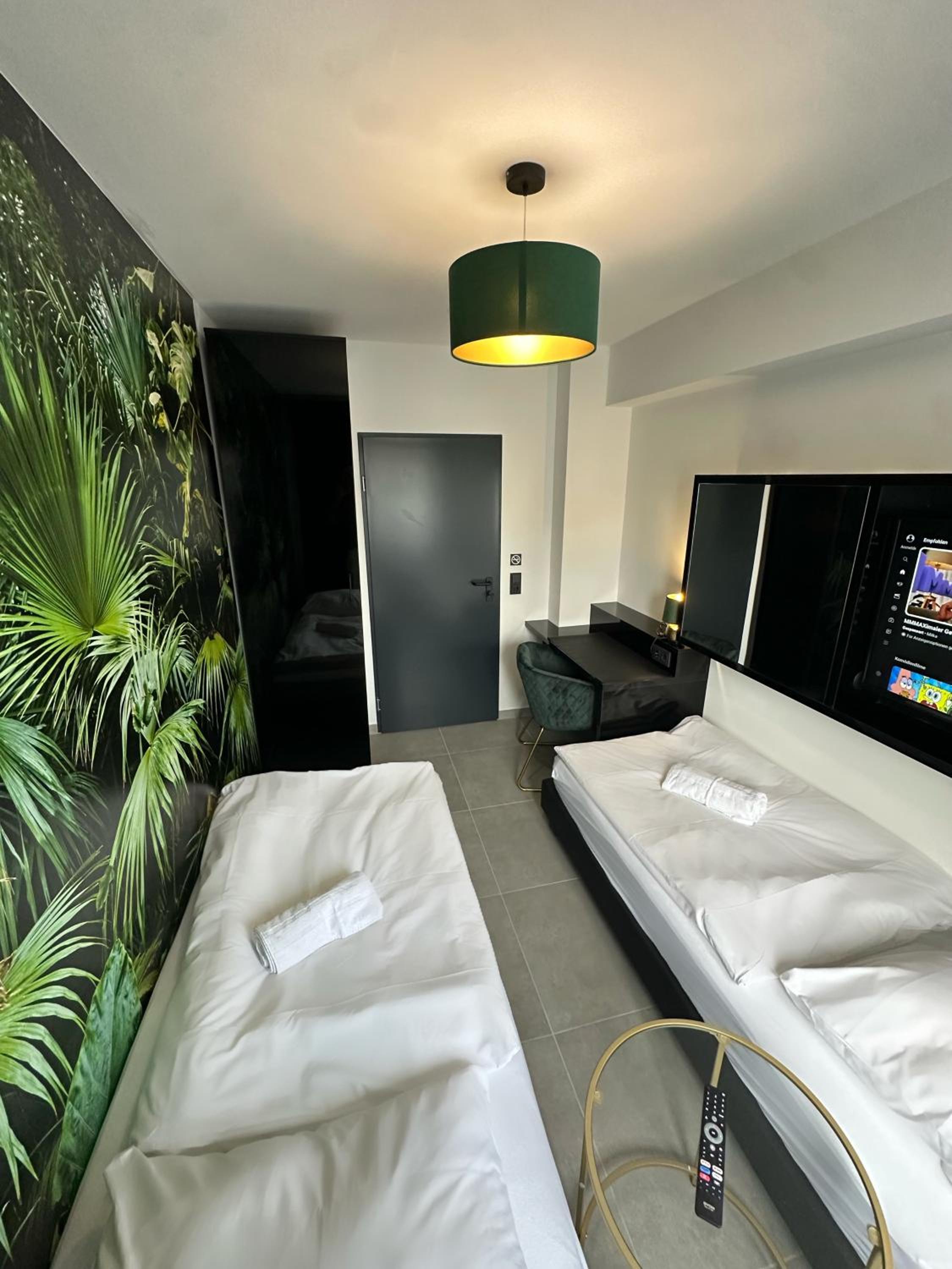 Double or Twin Room with Shared Bathroom photo 2