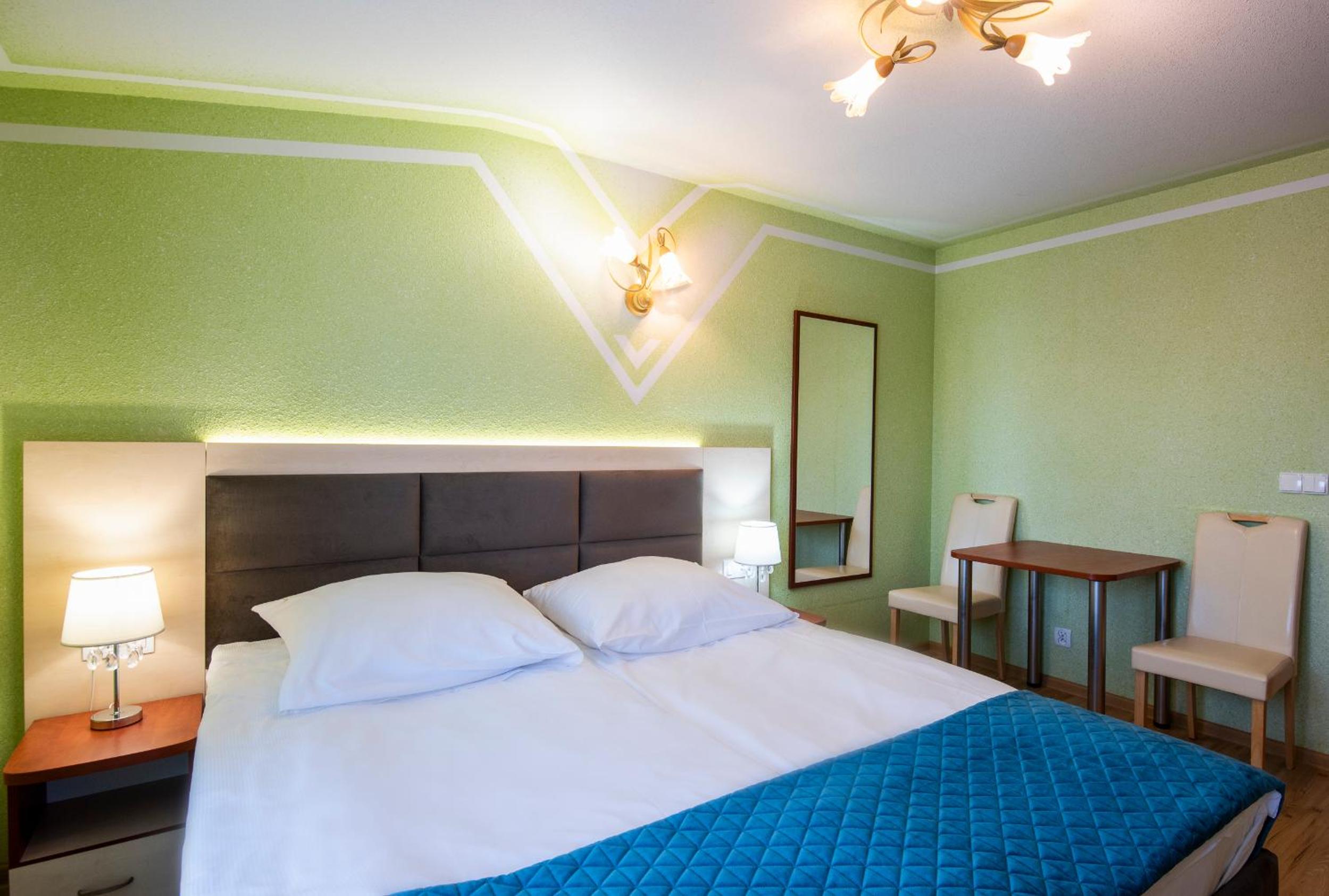 Standard Double or Twin Room with Balcony photo 2
