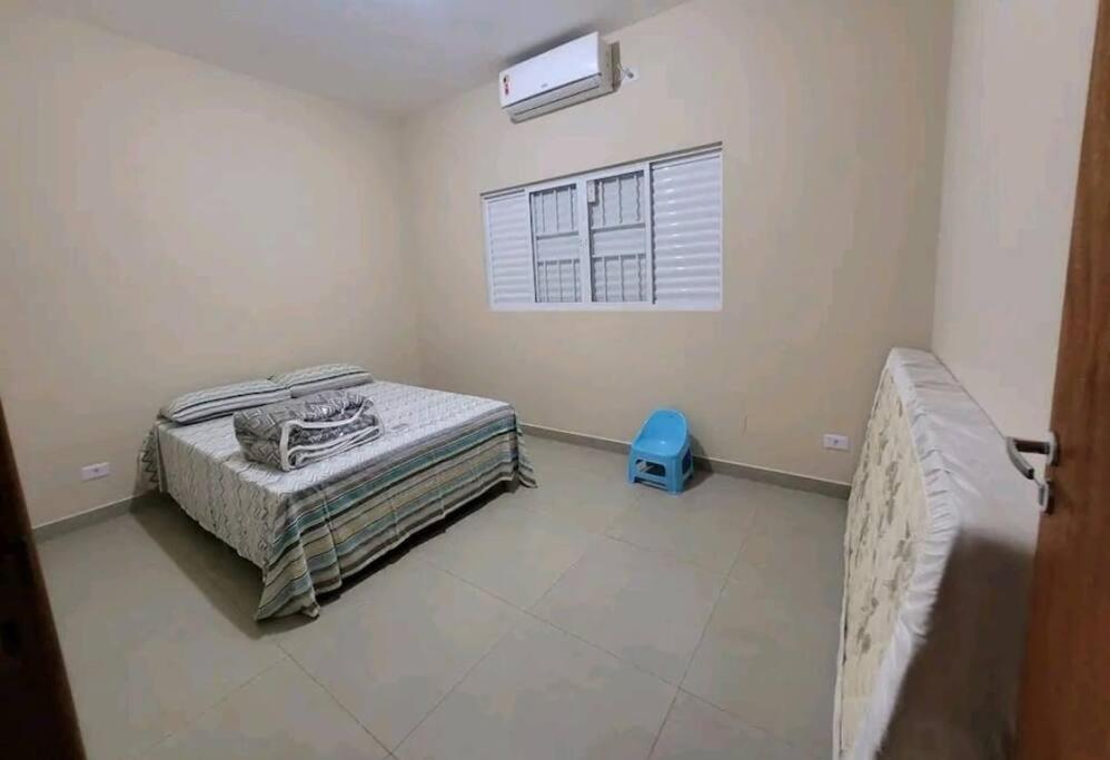 Three-Bedroom House photo 3