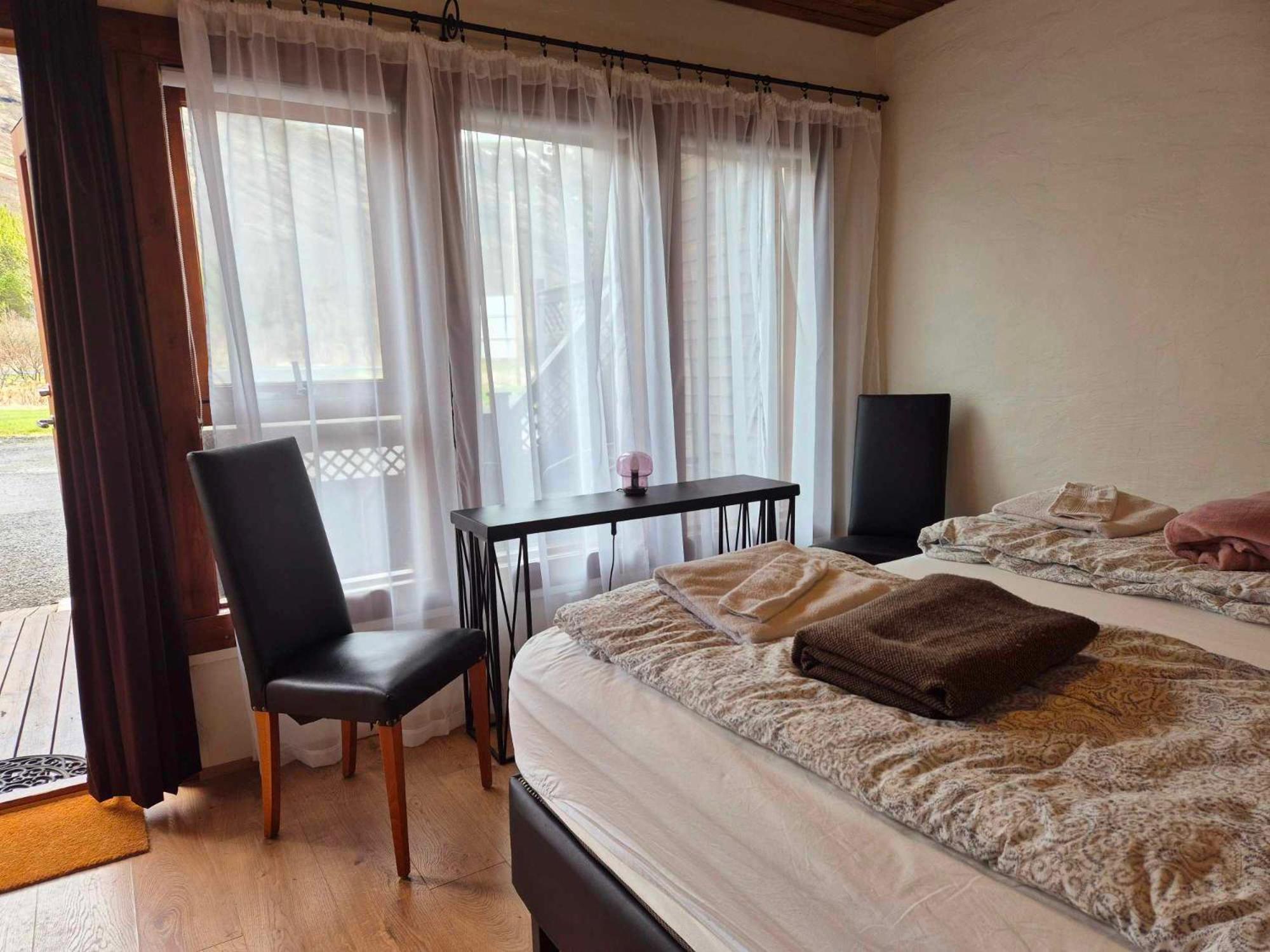 Double Room With Private Bathroom photo 2