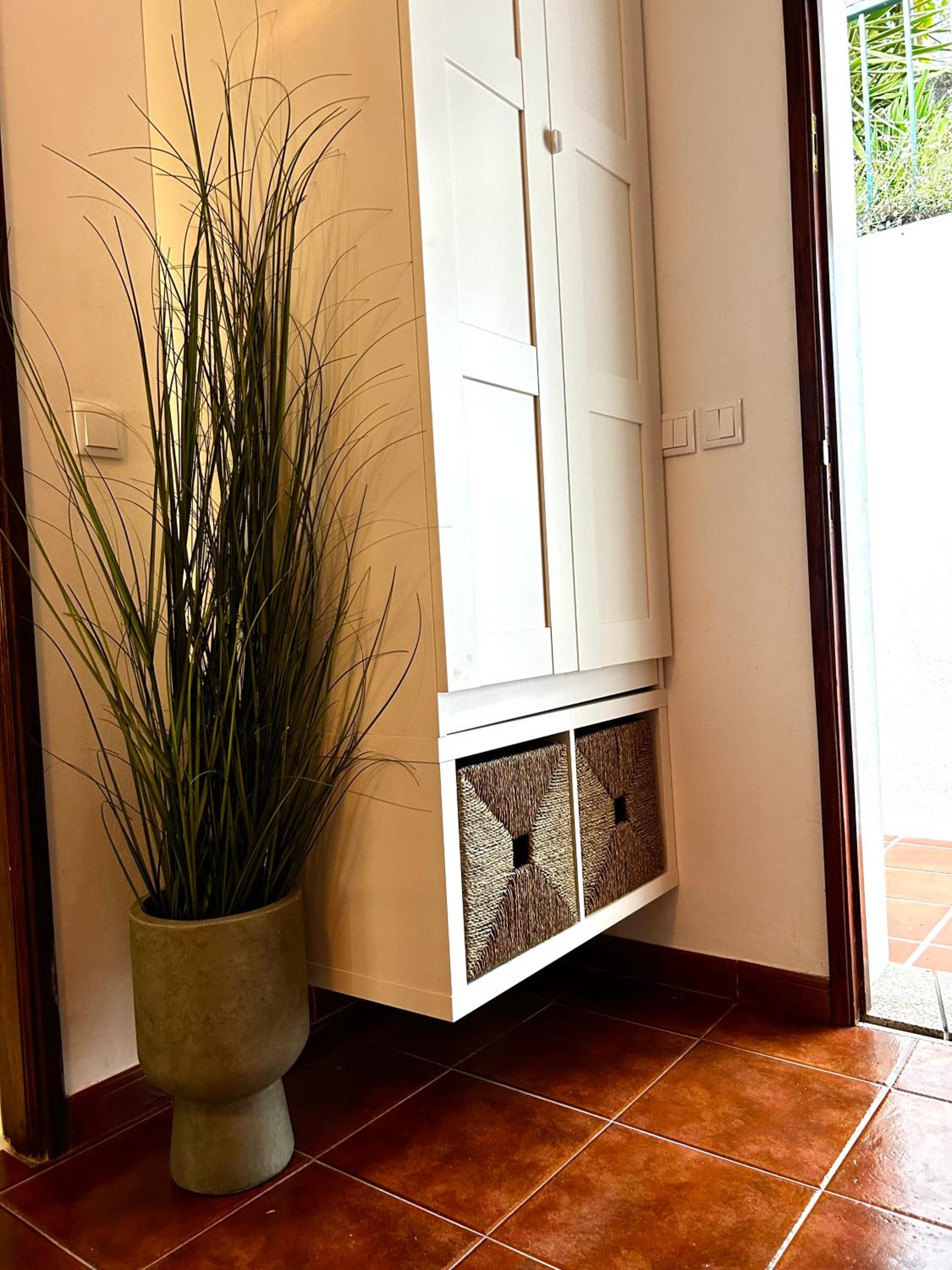 Two-Bedroom House - Photo 11