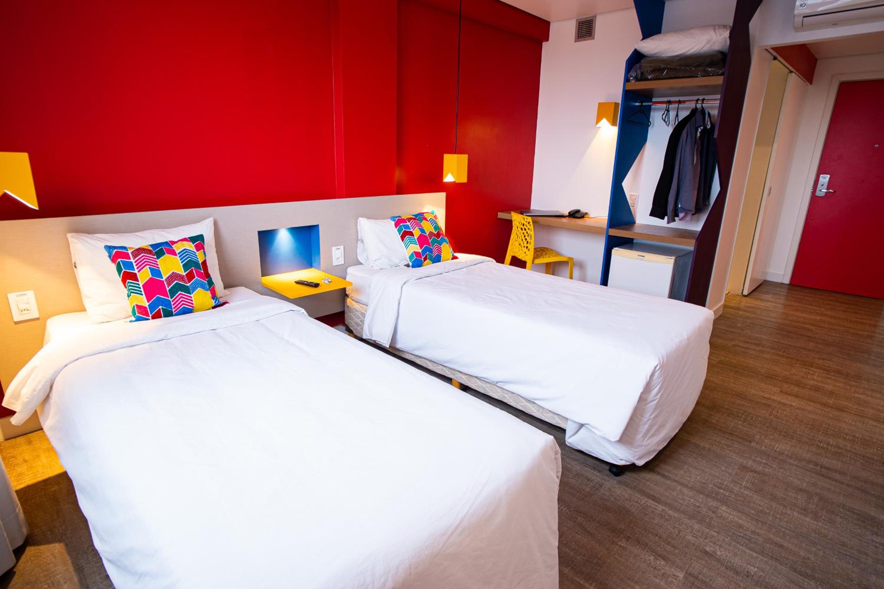 Standard Apartment with Twin Beds photo 1