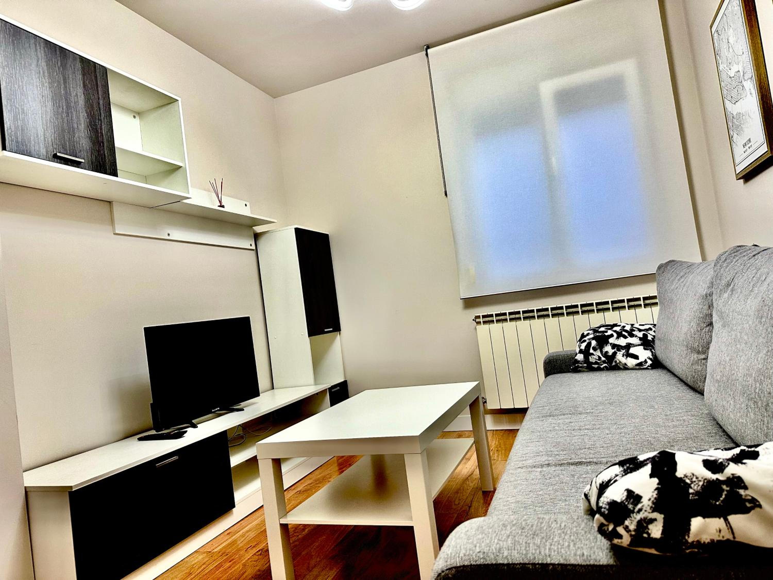 Three-Bedroom Apartment photo 3