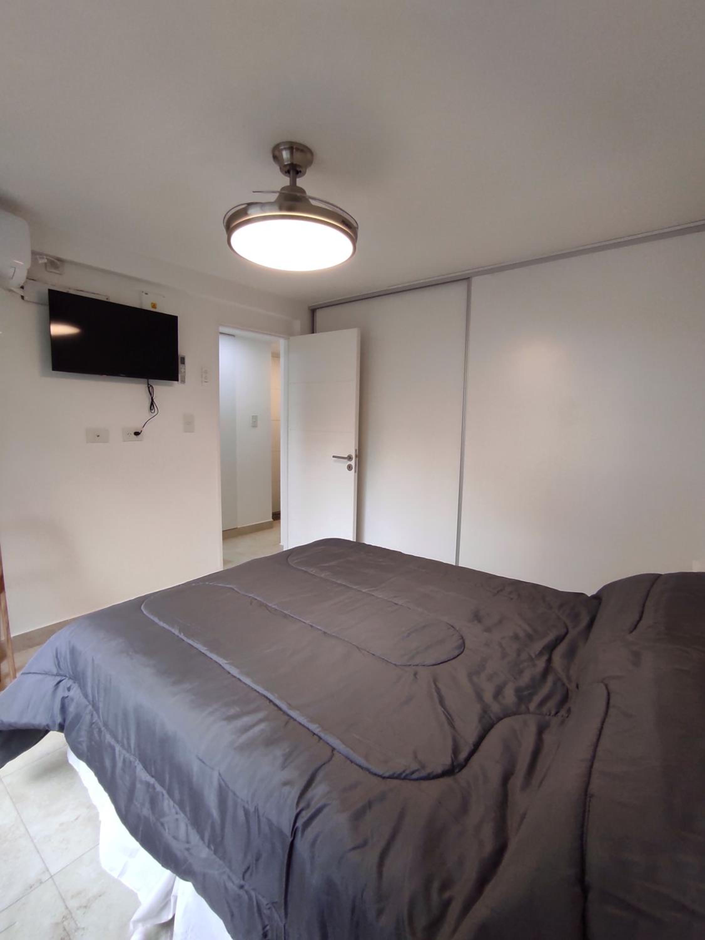 One-Bedroom Apartment photo 3