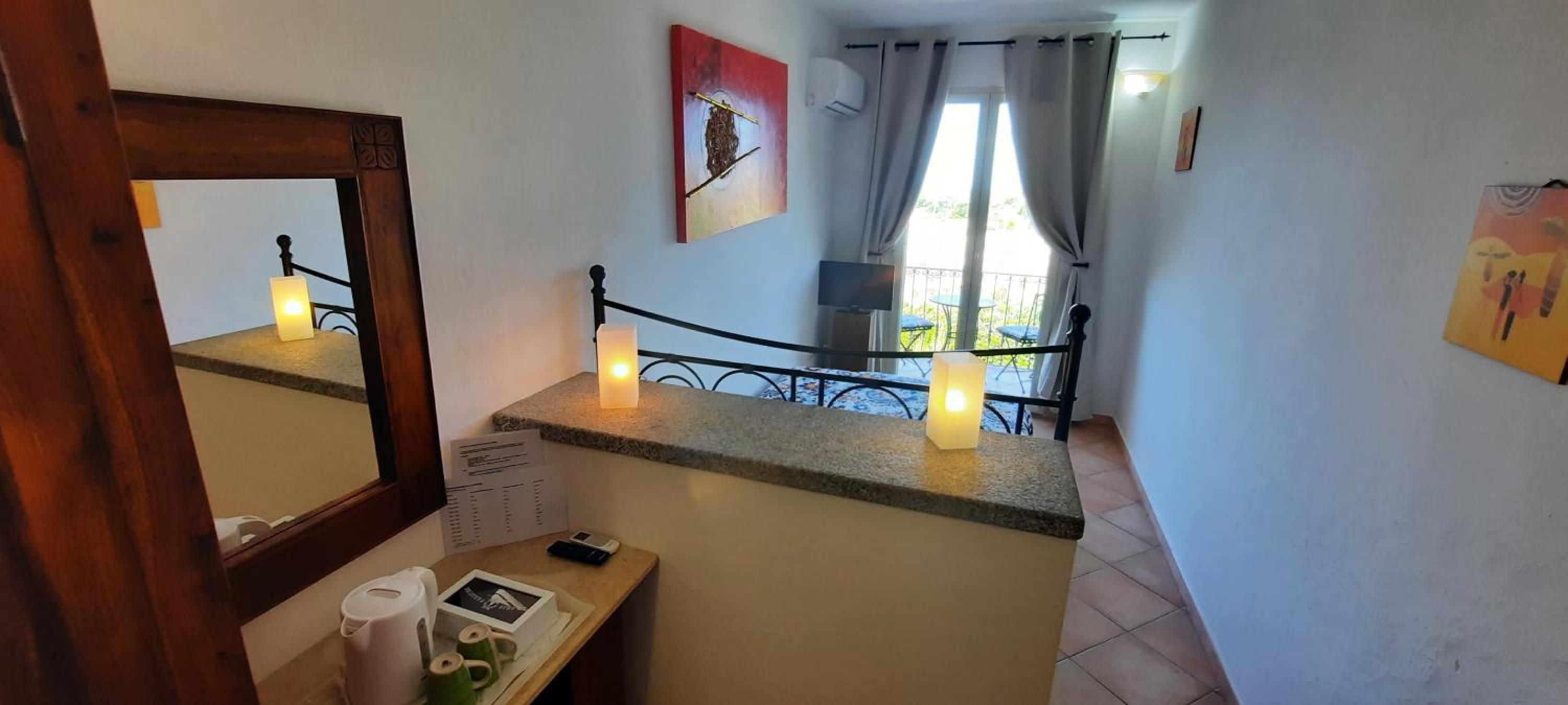 Small Double Room with Sea View  photo 1