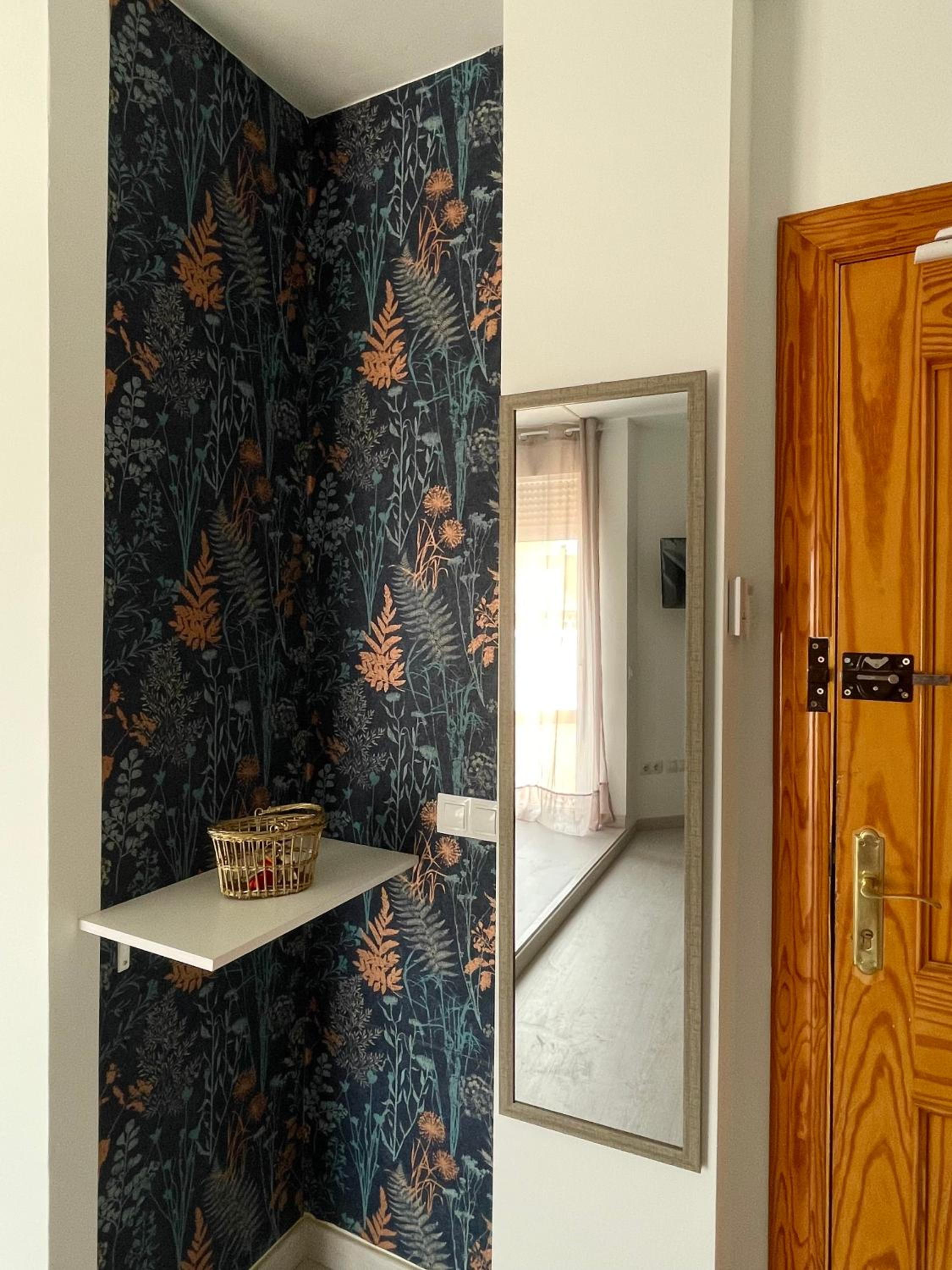 Two-Bedroom Apartment with Balcony and Terrace photo 3