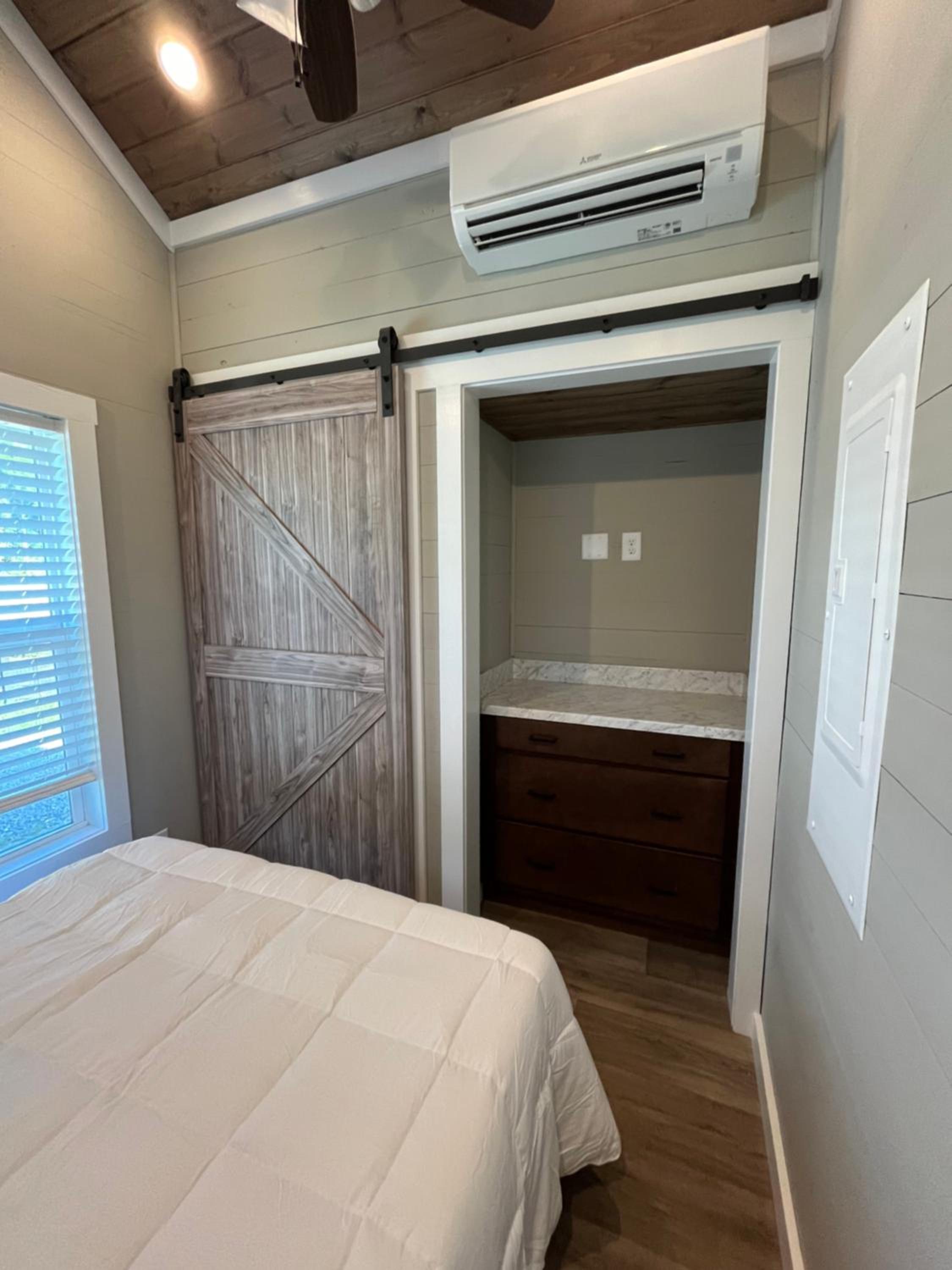 Three-Bedroom House photo 1