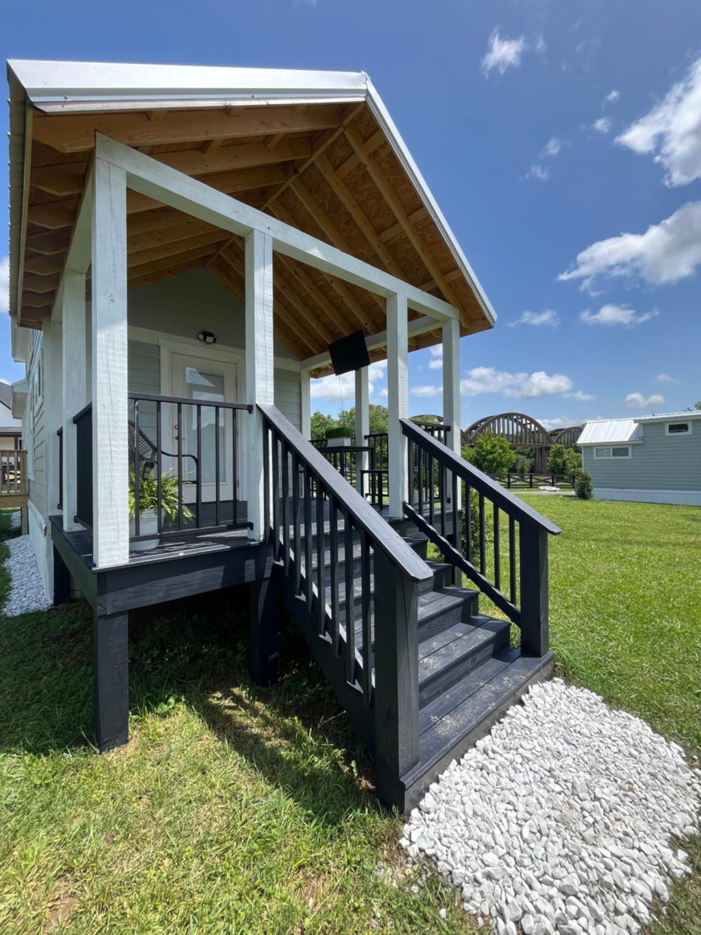Three-Bedroom House photo 2