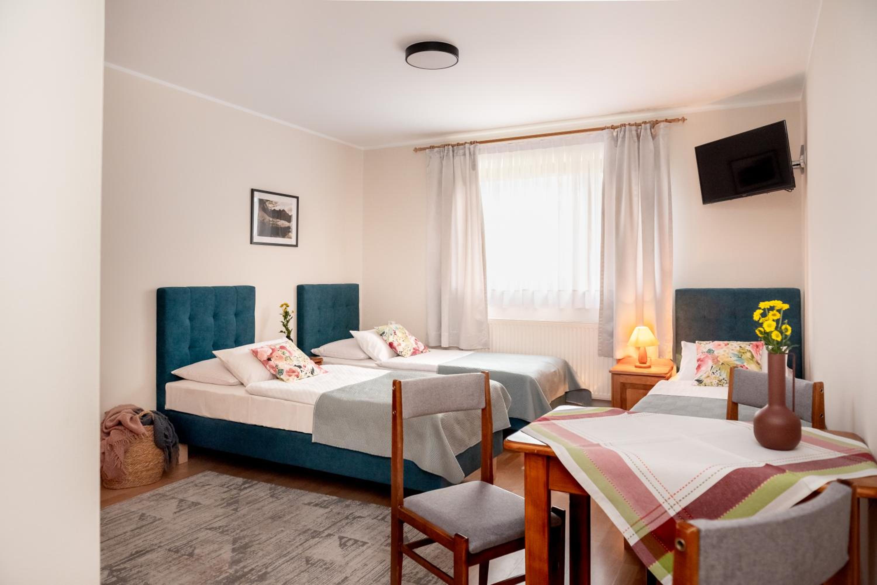 Triple Room with Private Bathroom
