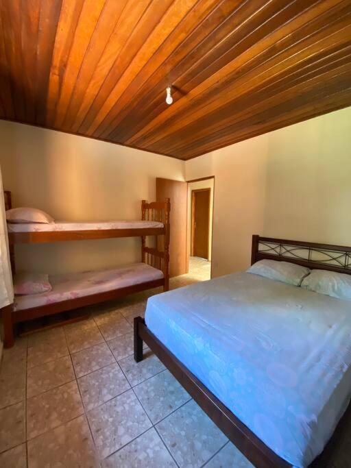 Four-Bedroom House photo 1