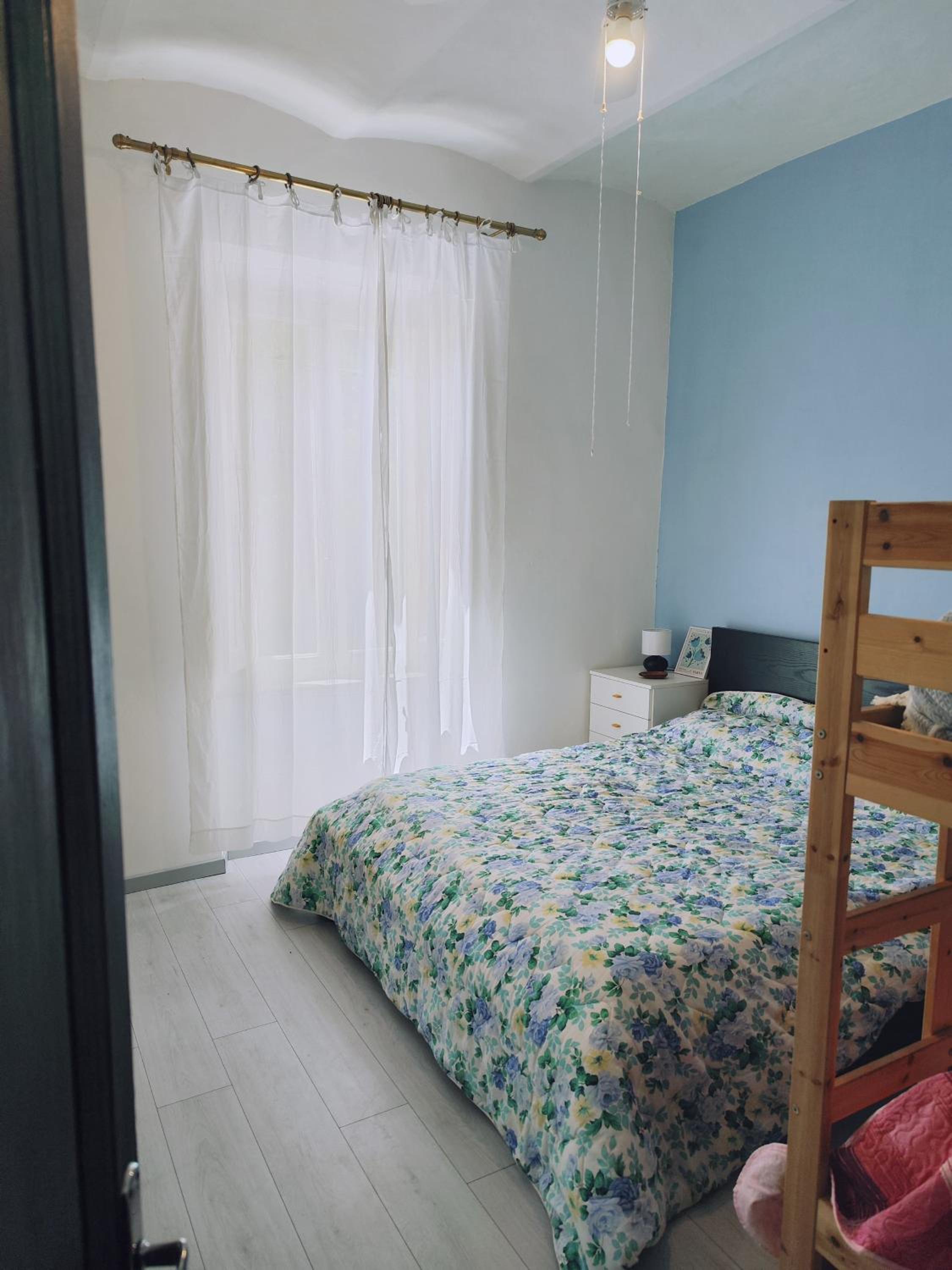 Two-Bedroom House photo 2