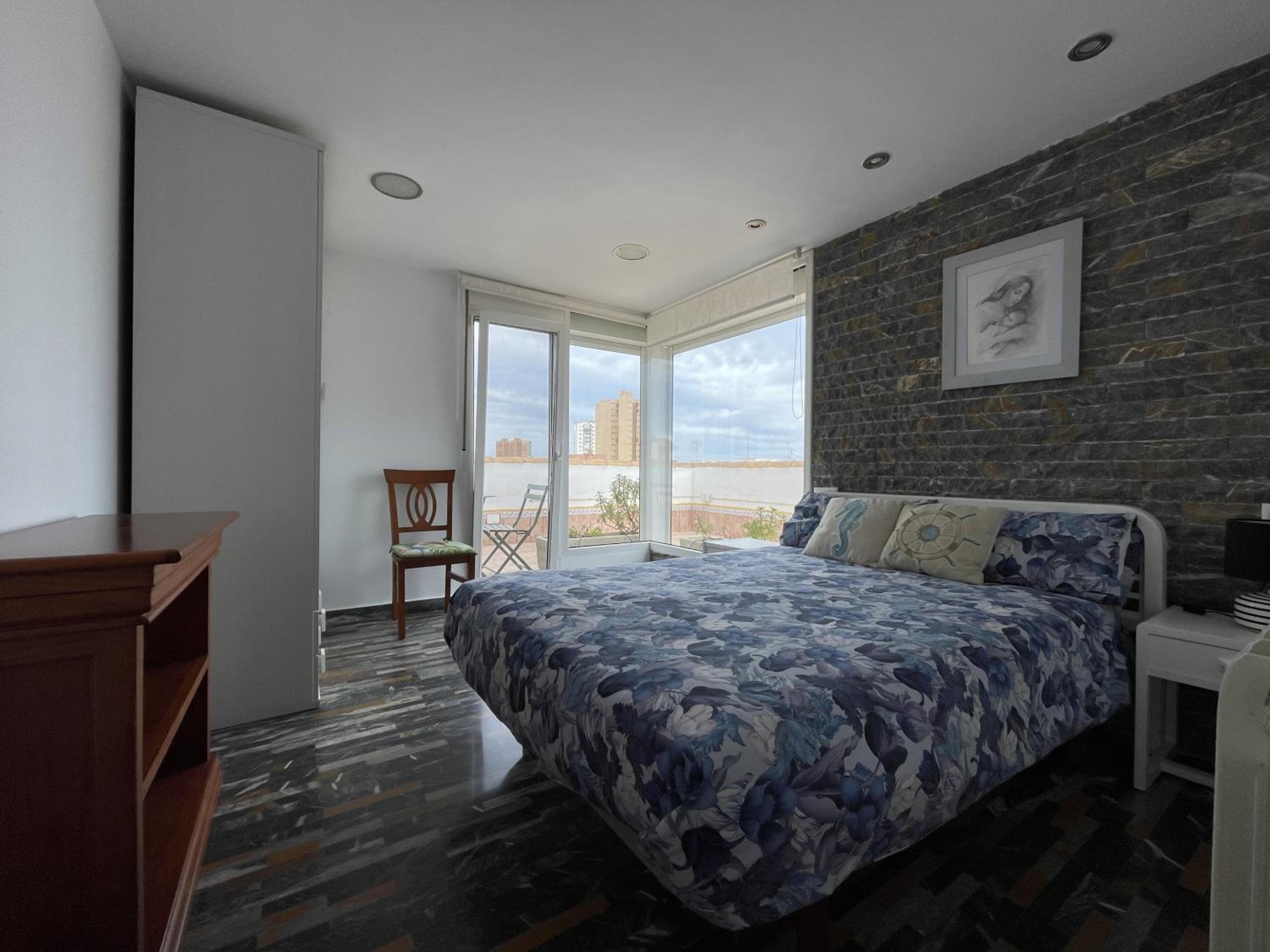 Apartamento con vista al mar