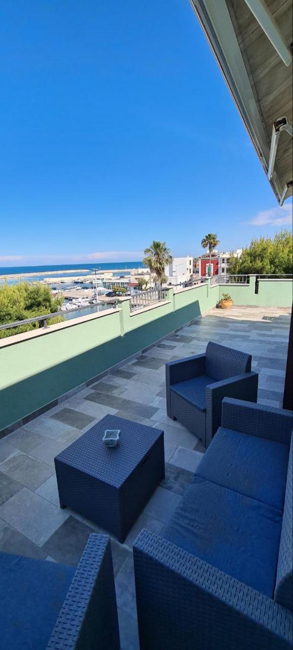 Apartment with Sea View photo 2