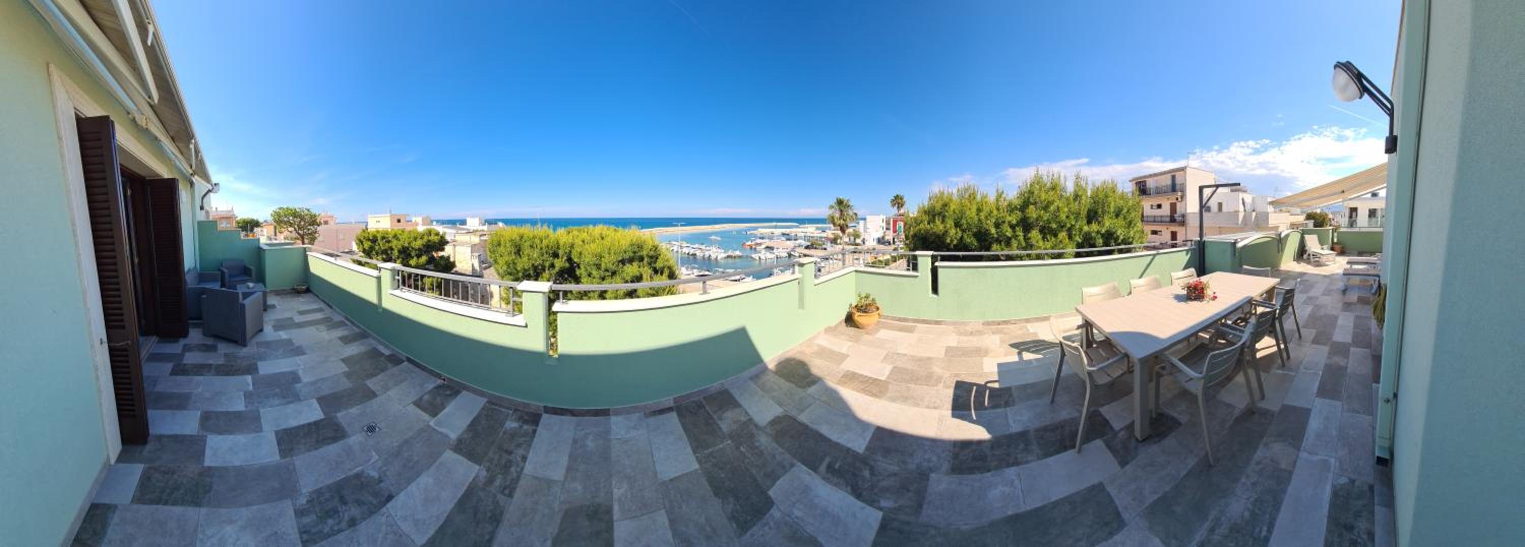 Apartment with Sea View photo 3