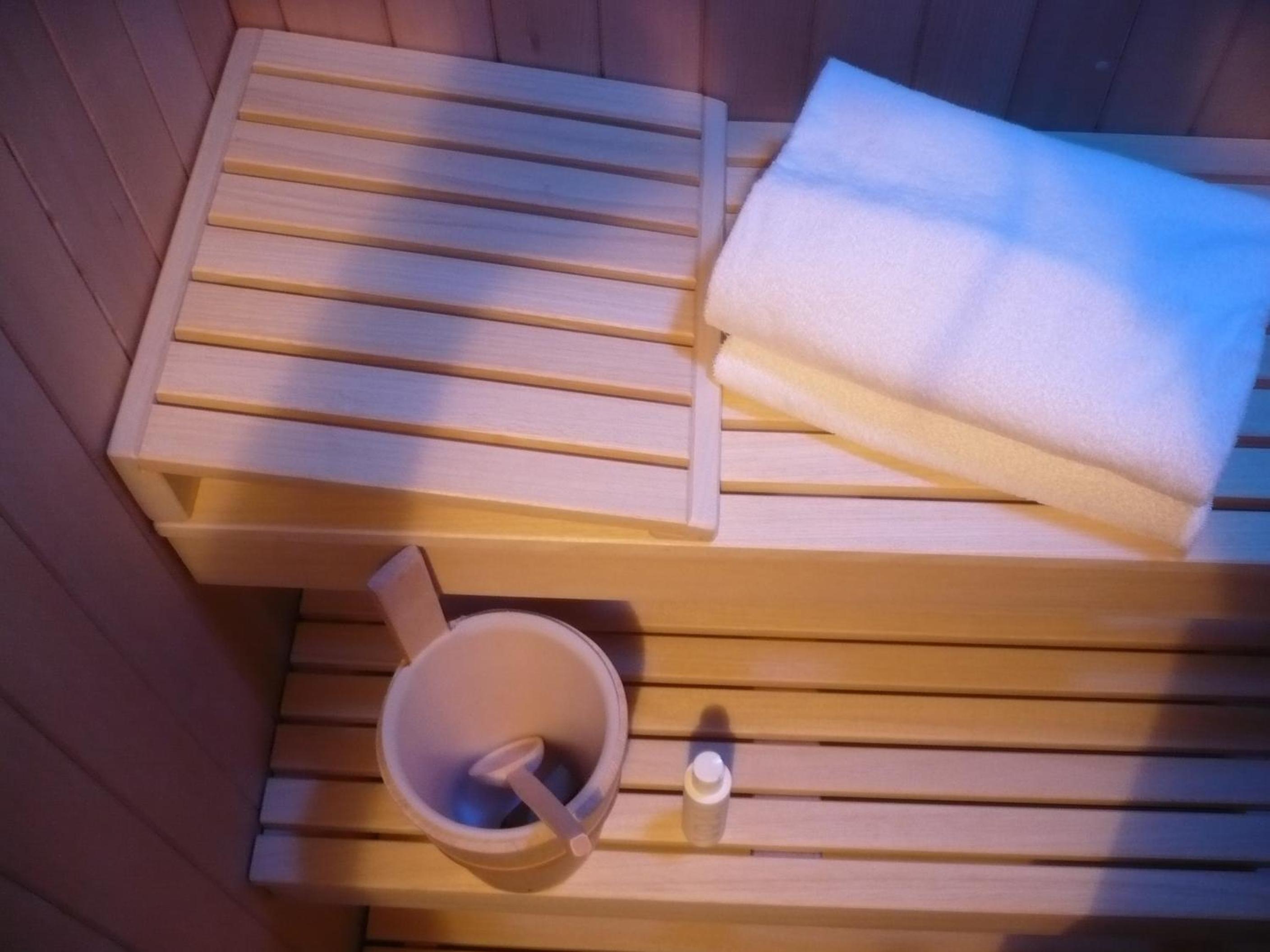Exclusive Suite, Canal View thumbnail 6