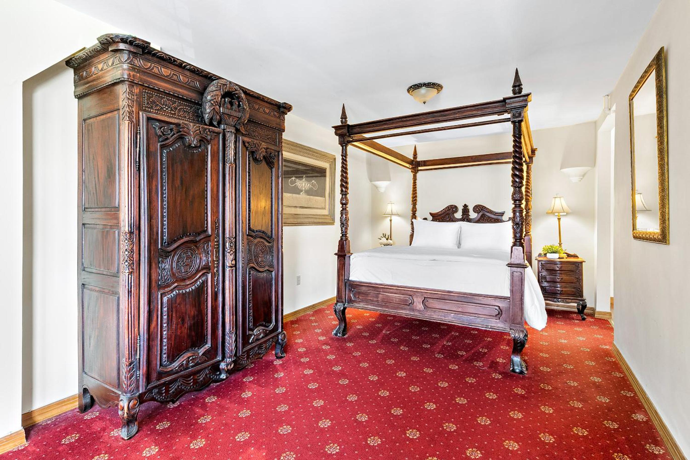 Queen Room with Sea View