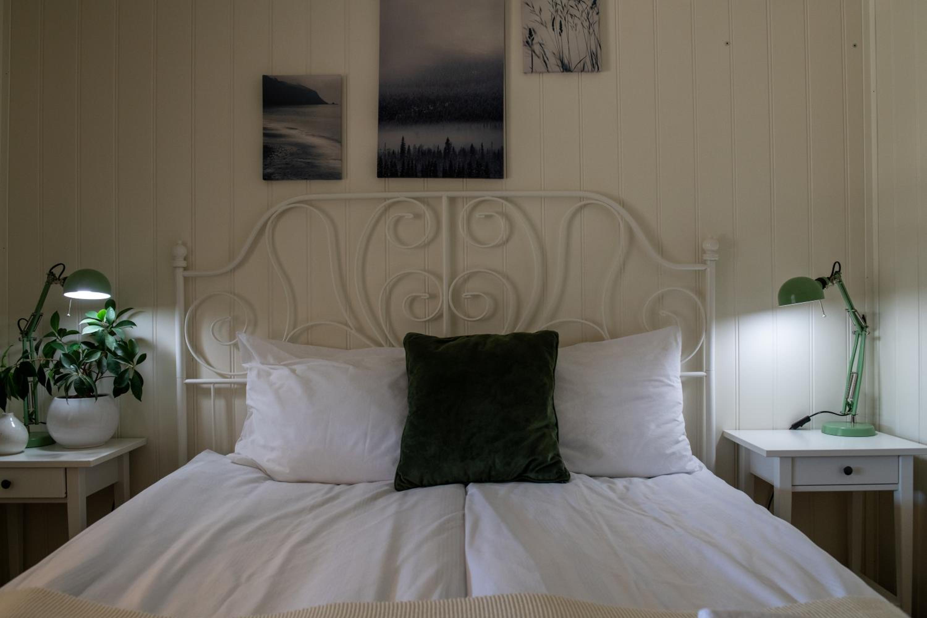 Standard Double Room with Shared Bathroom photo 1