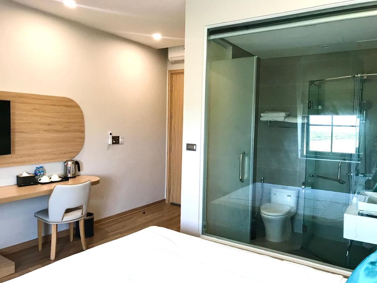 Double Room with Sea View - Photo 4