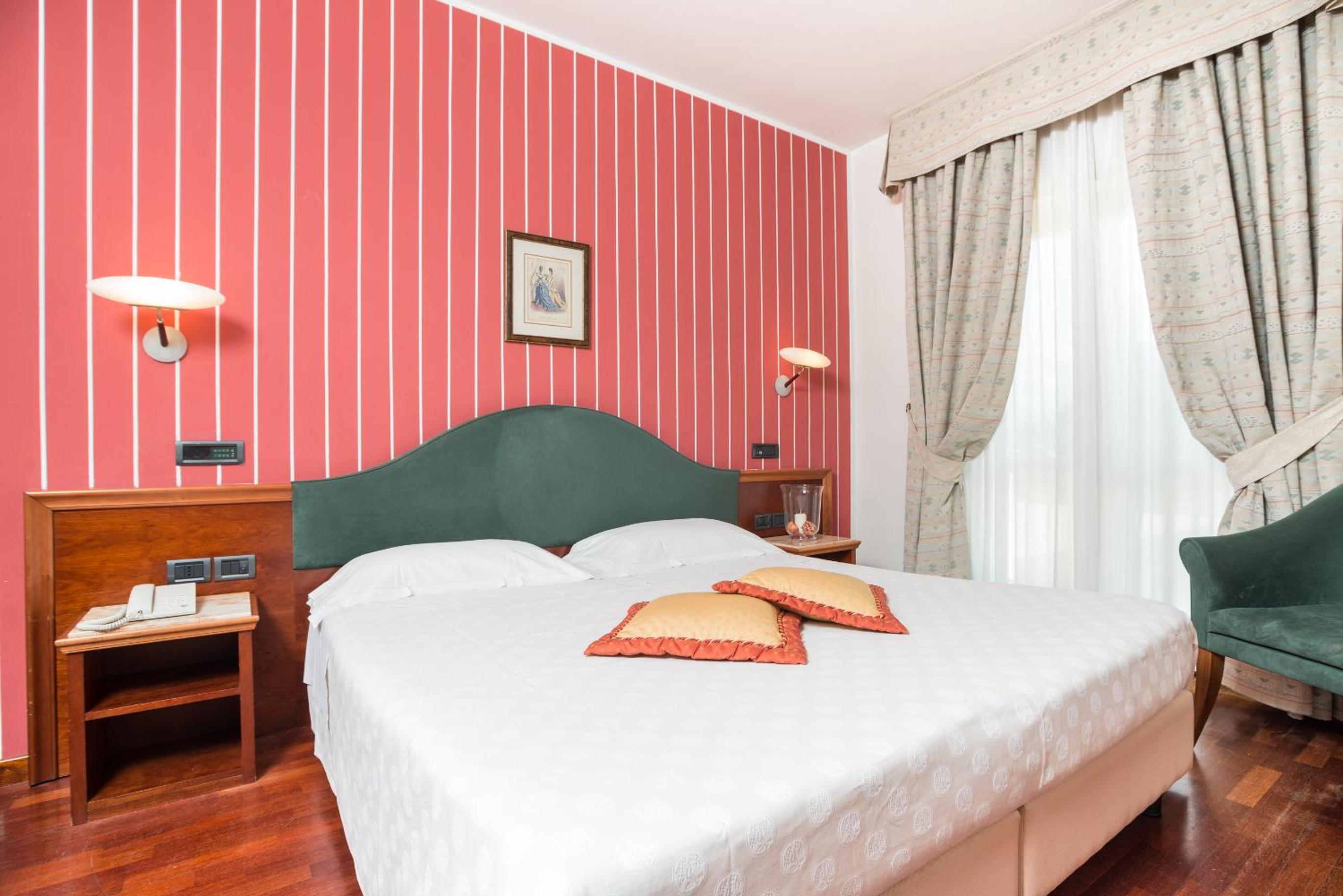 Double Room - Photo 1