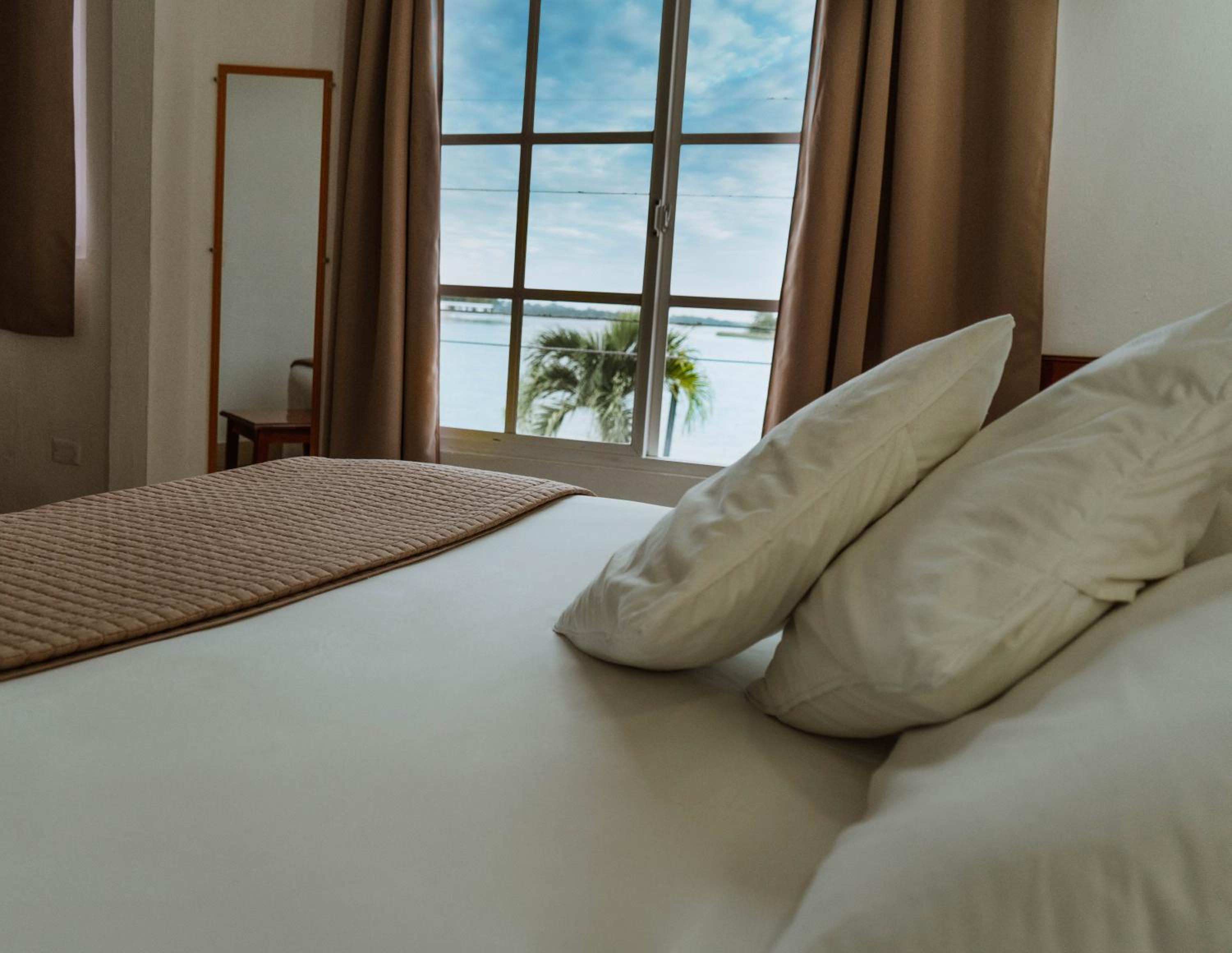 King Room with Lake View