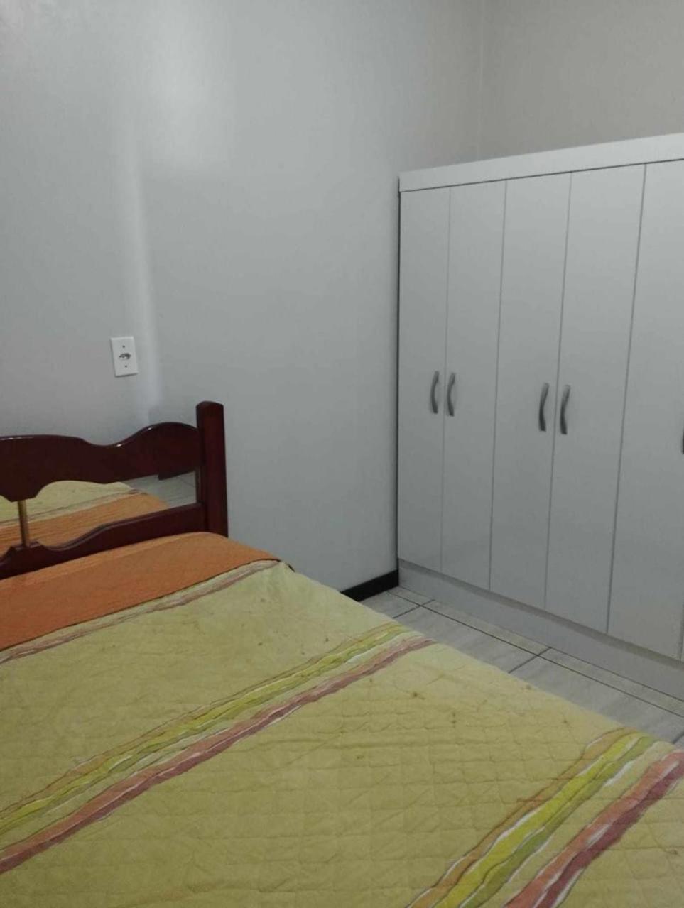 One-Bedroom House photo 1