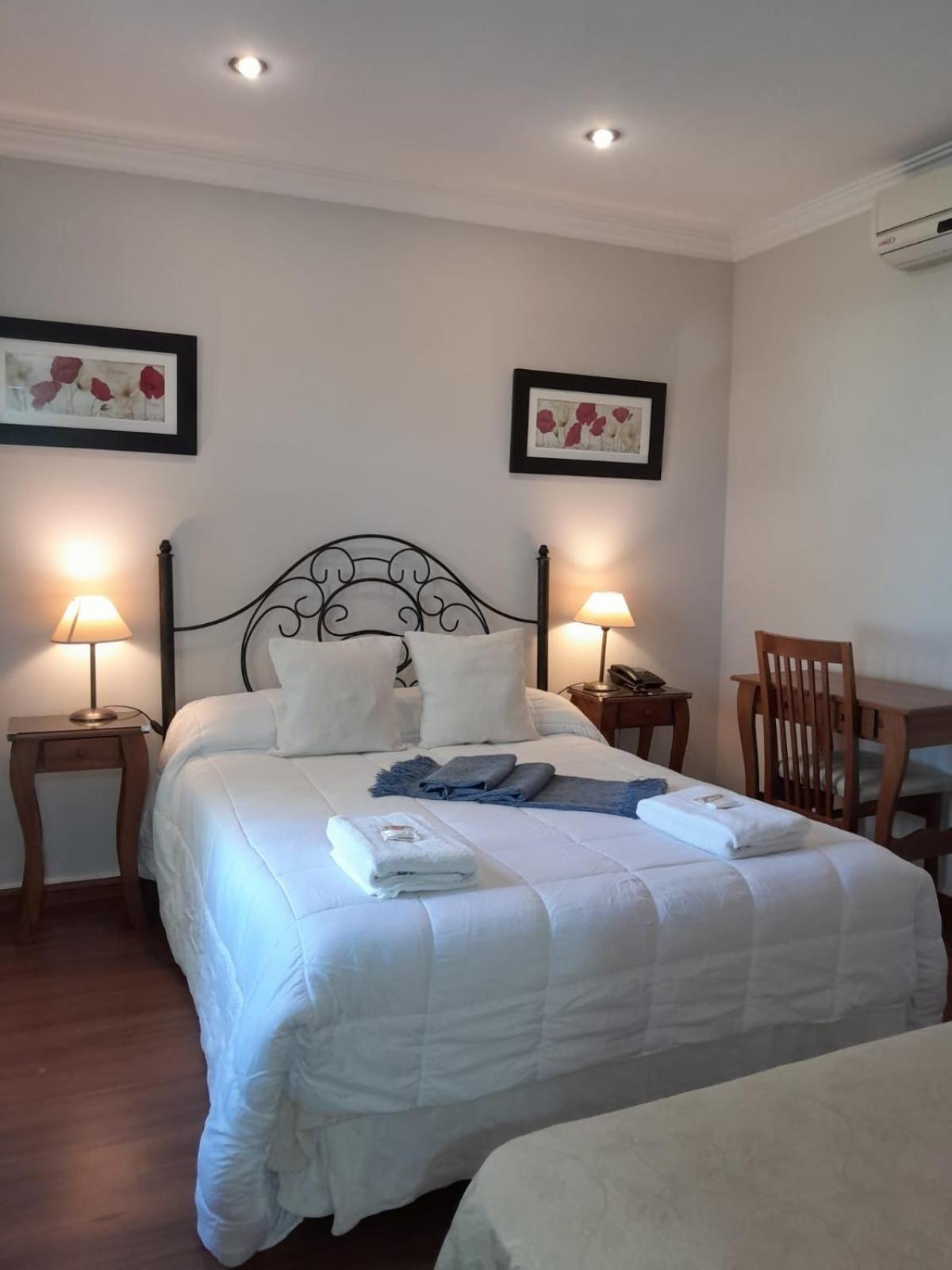 Budget Double Room photo 1